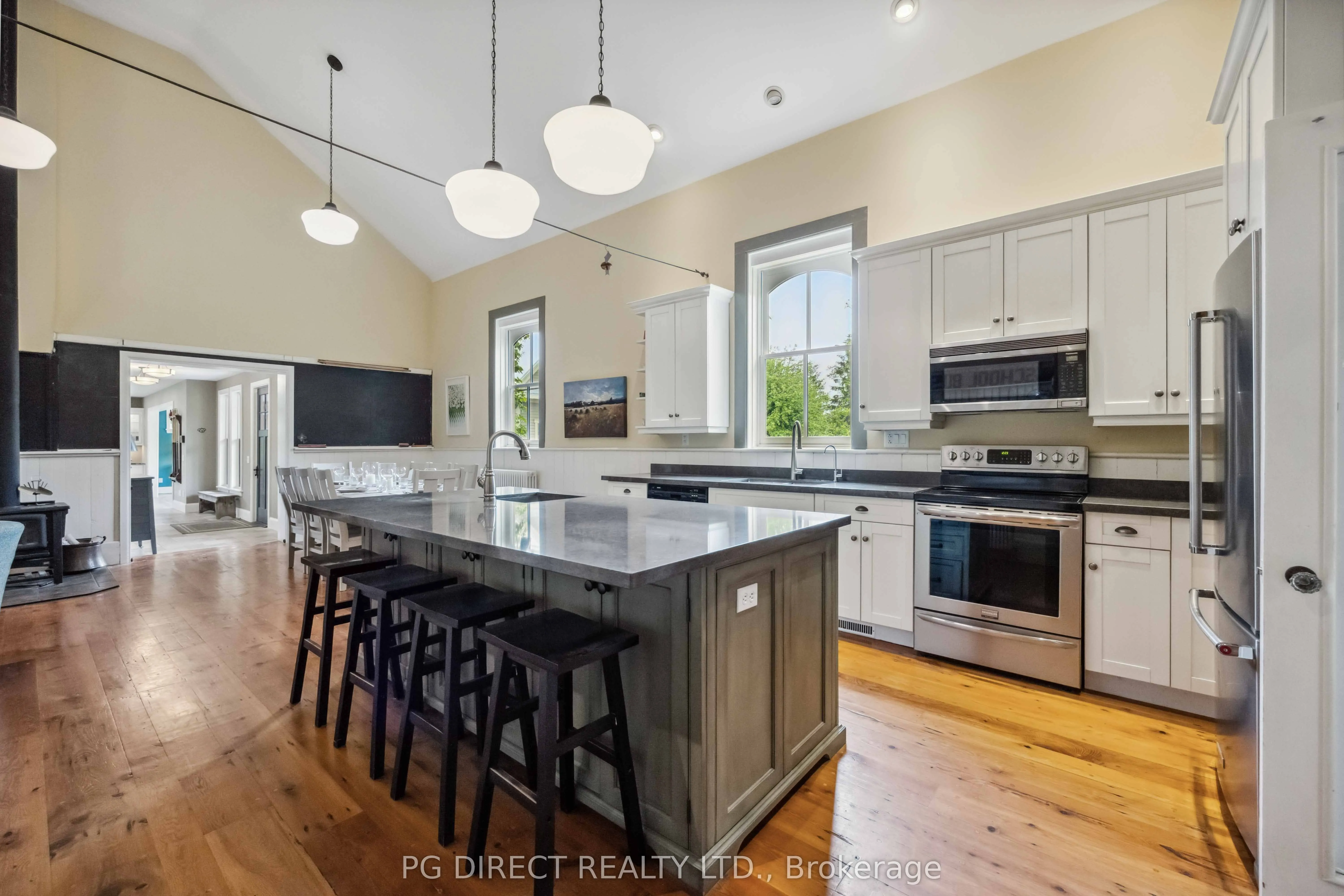 553763 Road 55