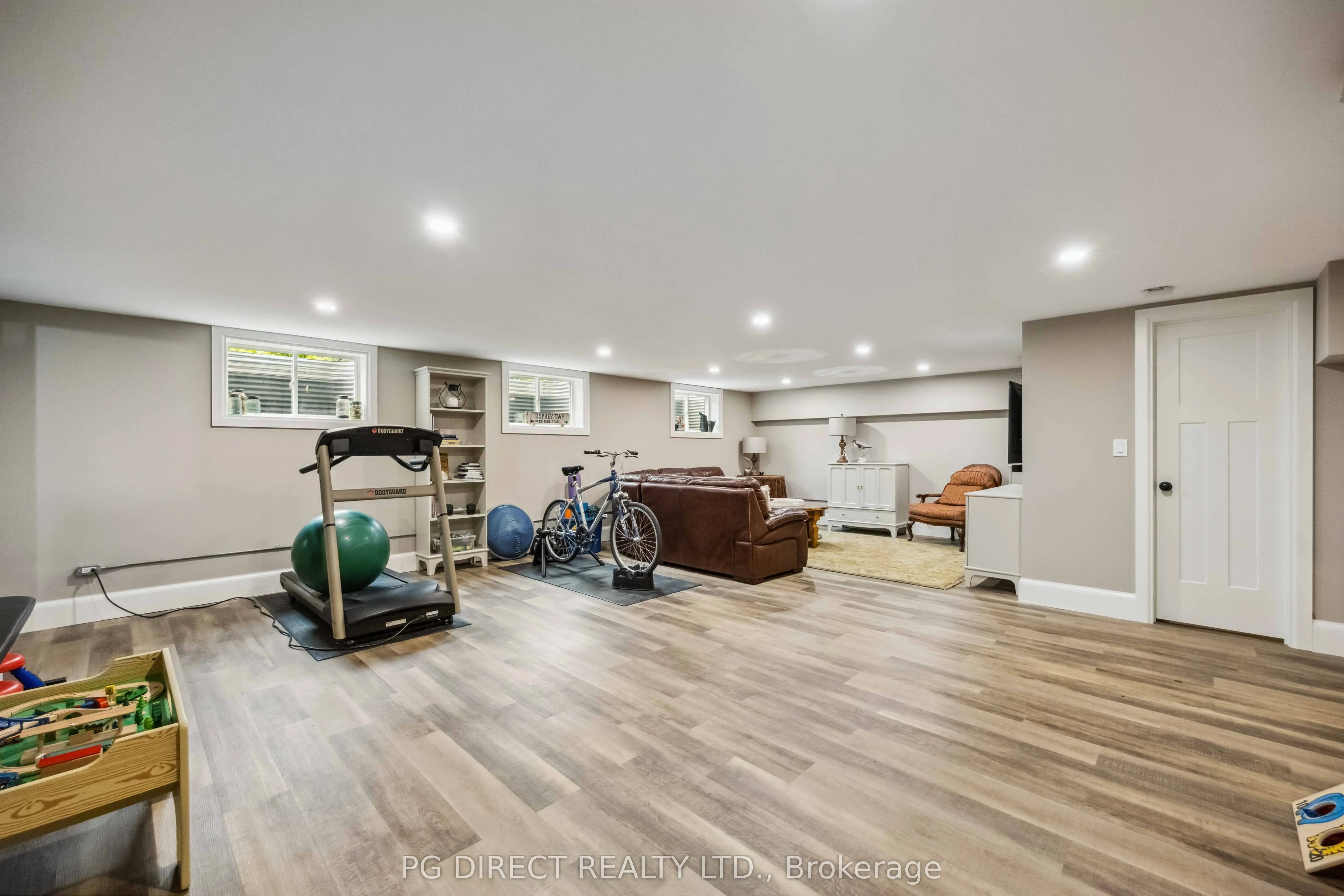 553763 Road 55