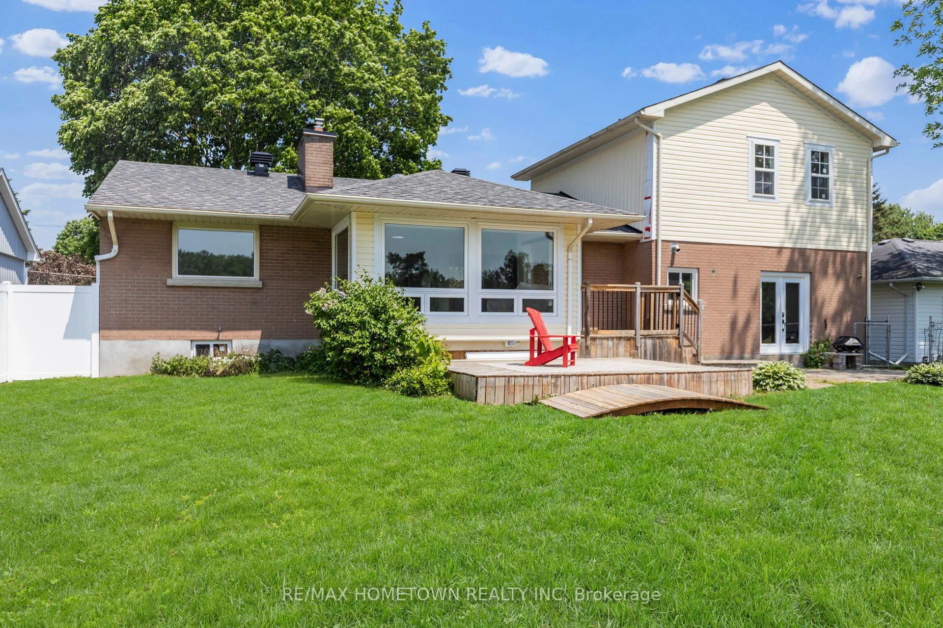 49 Fairway Crescent