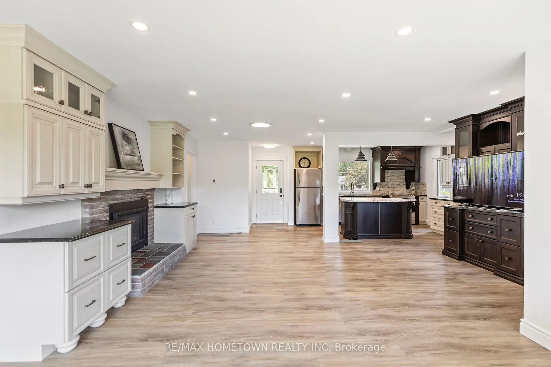 49 Fairway Crescent