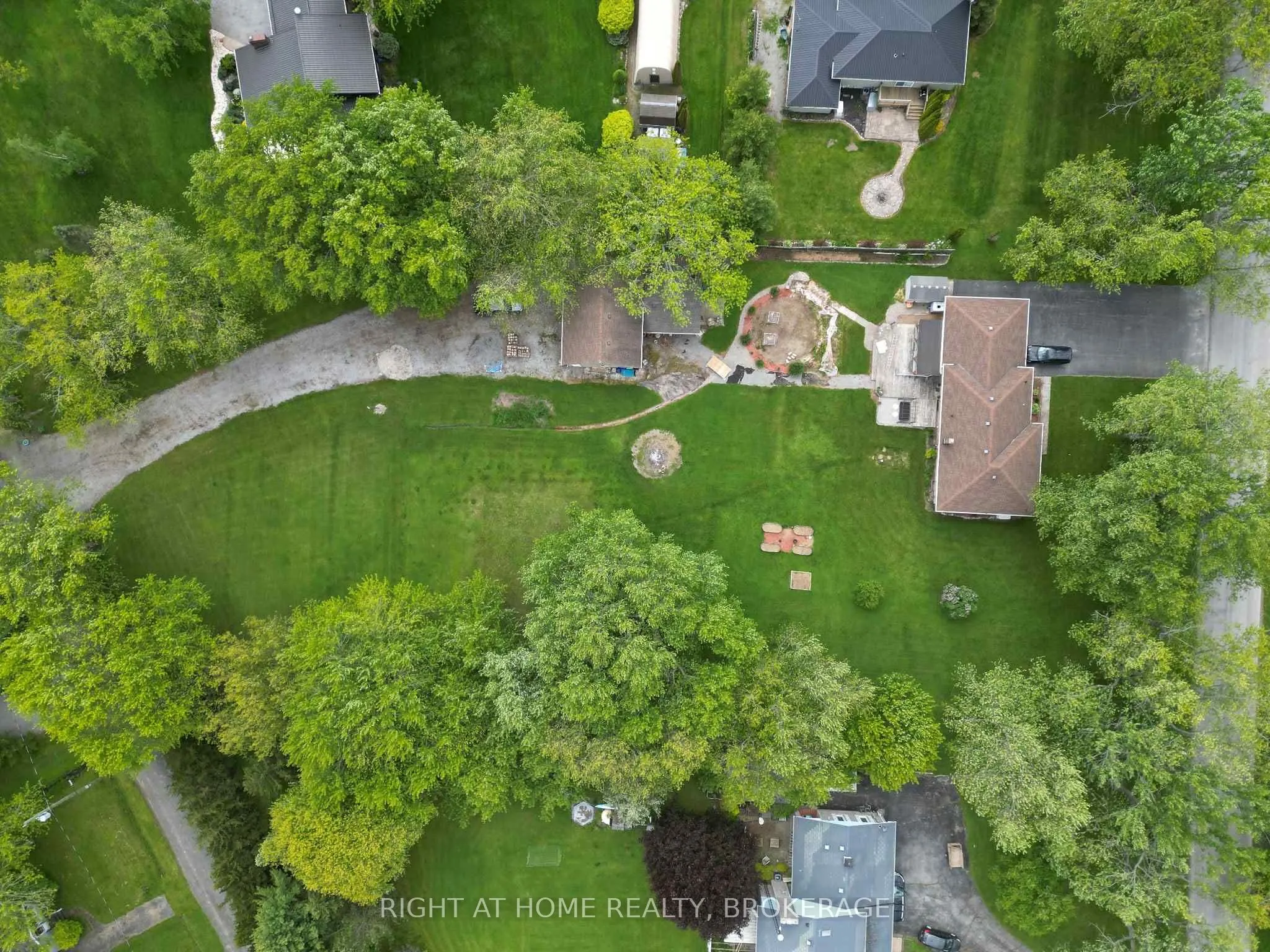 11191 Lakeshore Road