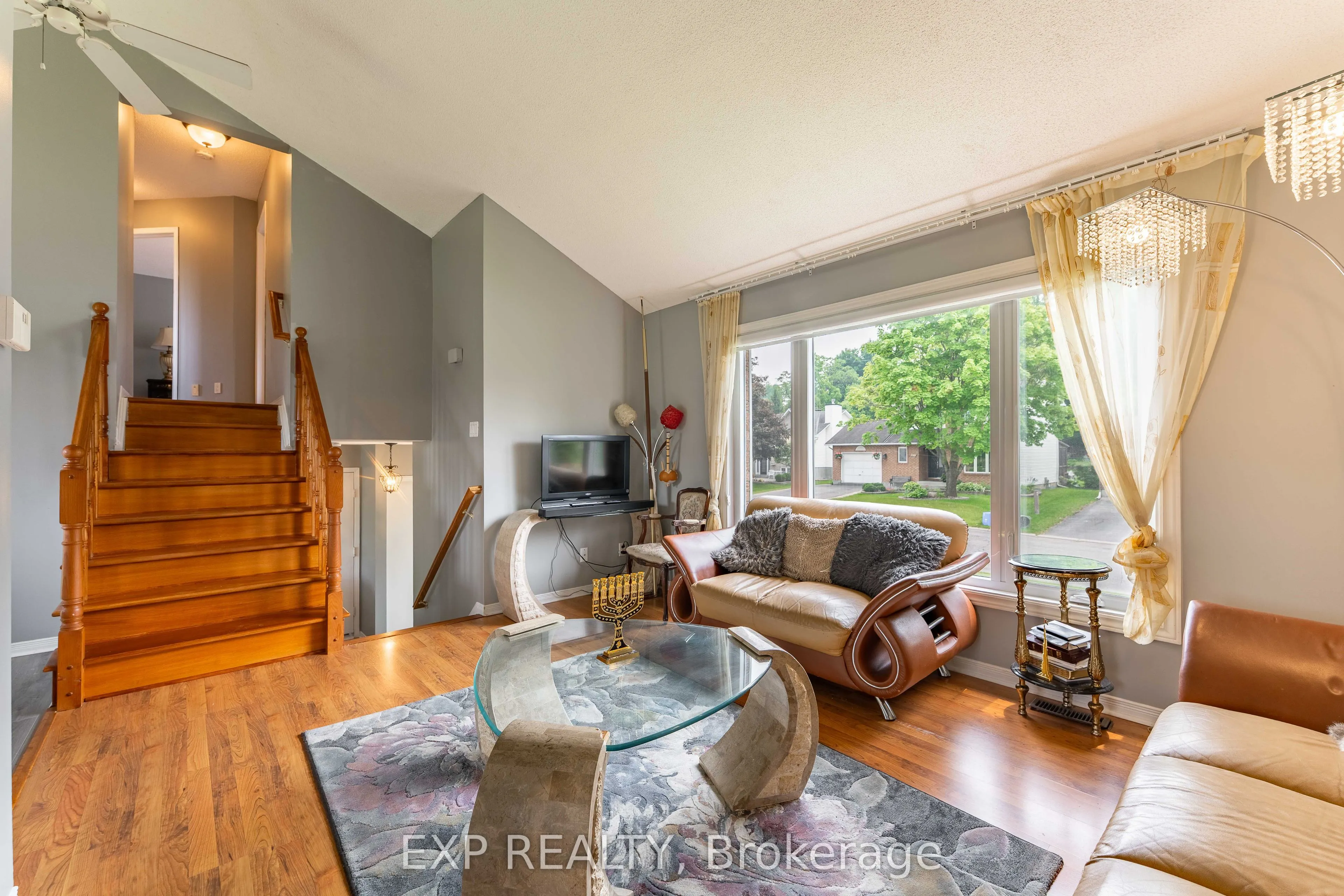 3379 DESCOTES Circle
