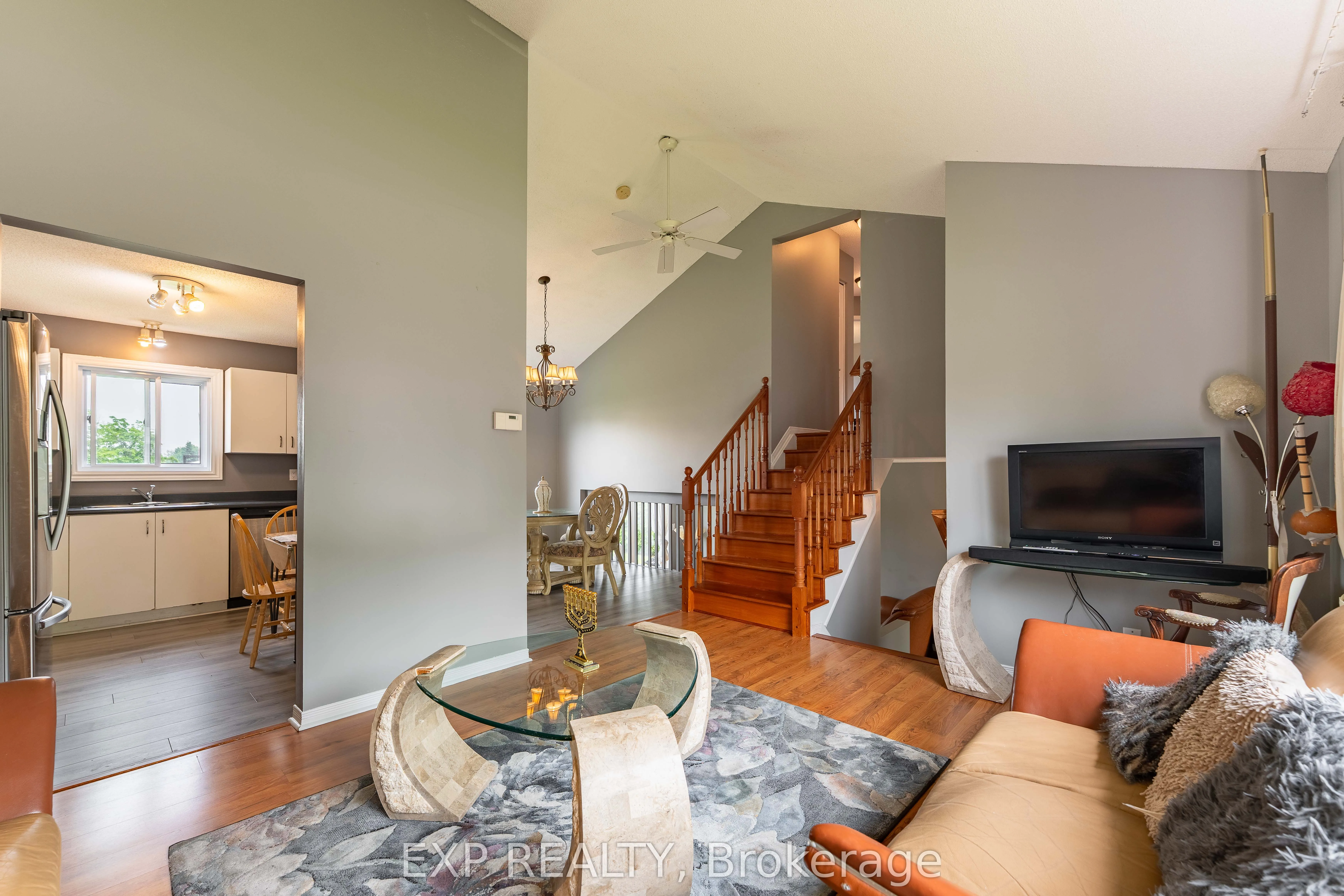3379 DESCOTES Circle