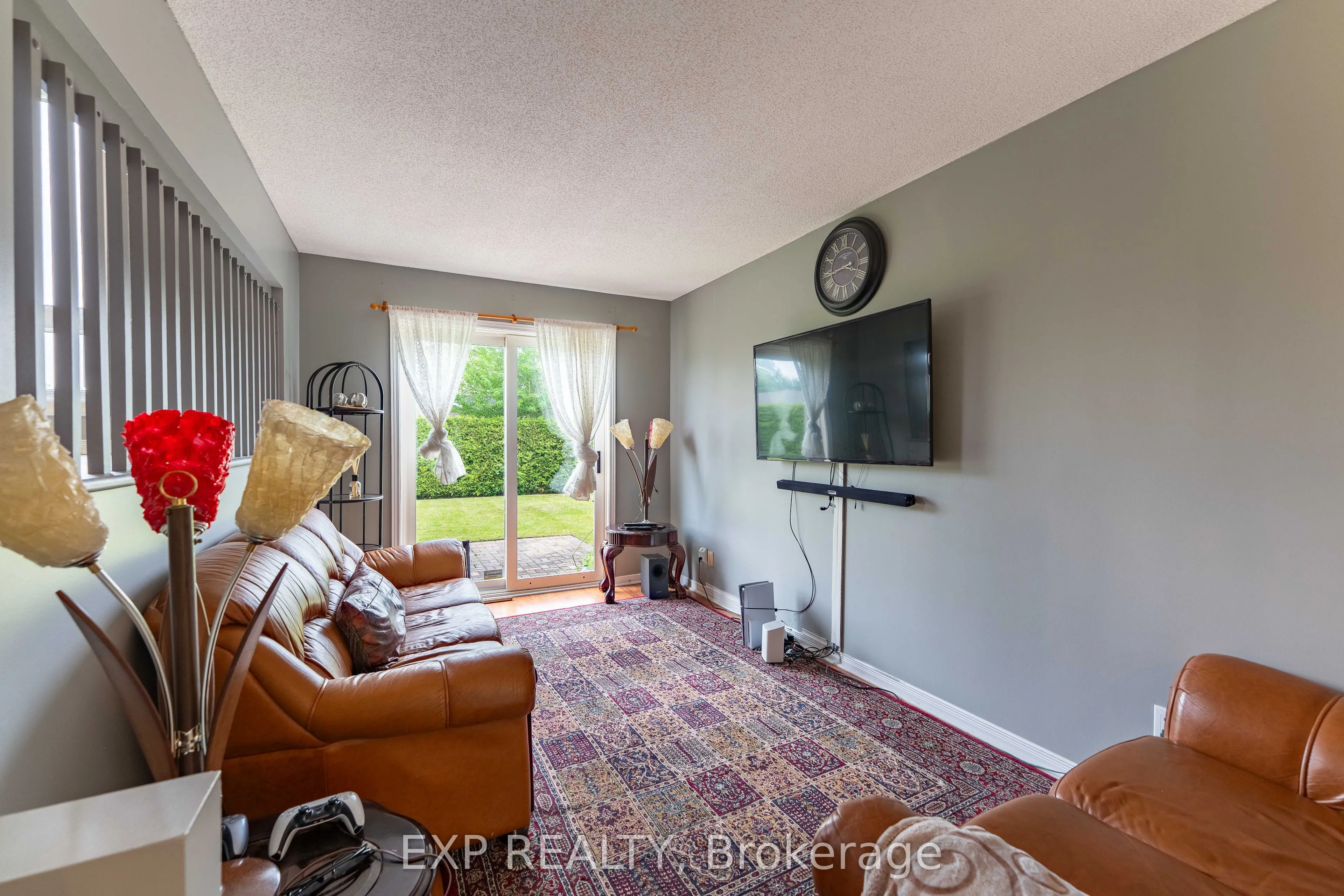 3379 DESCOTES Circle