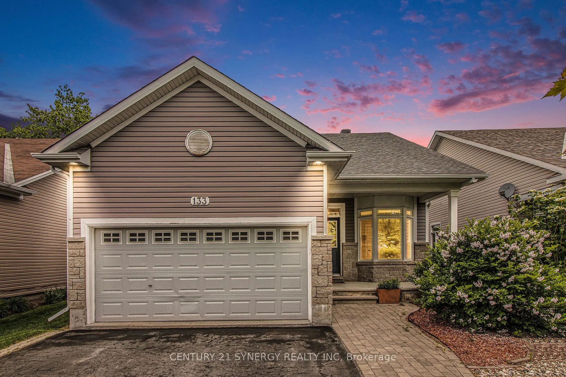 133 Royal Landing Gate