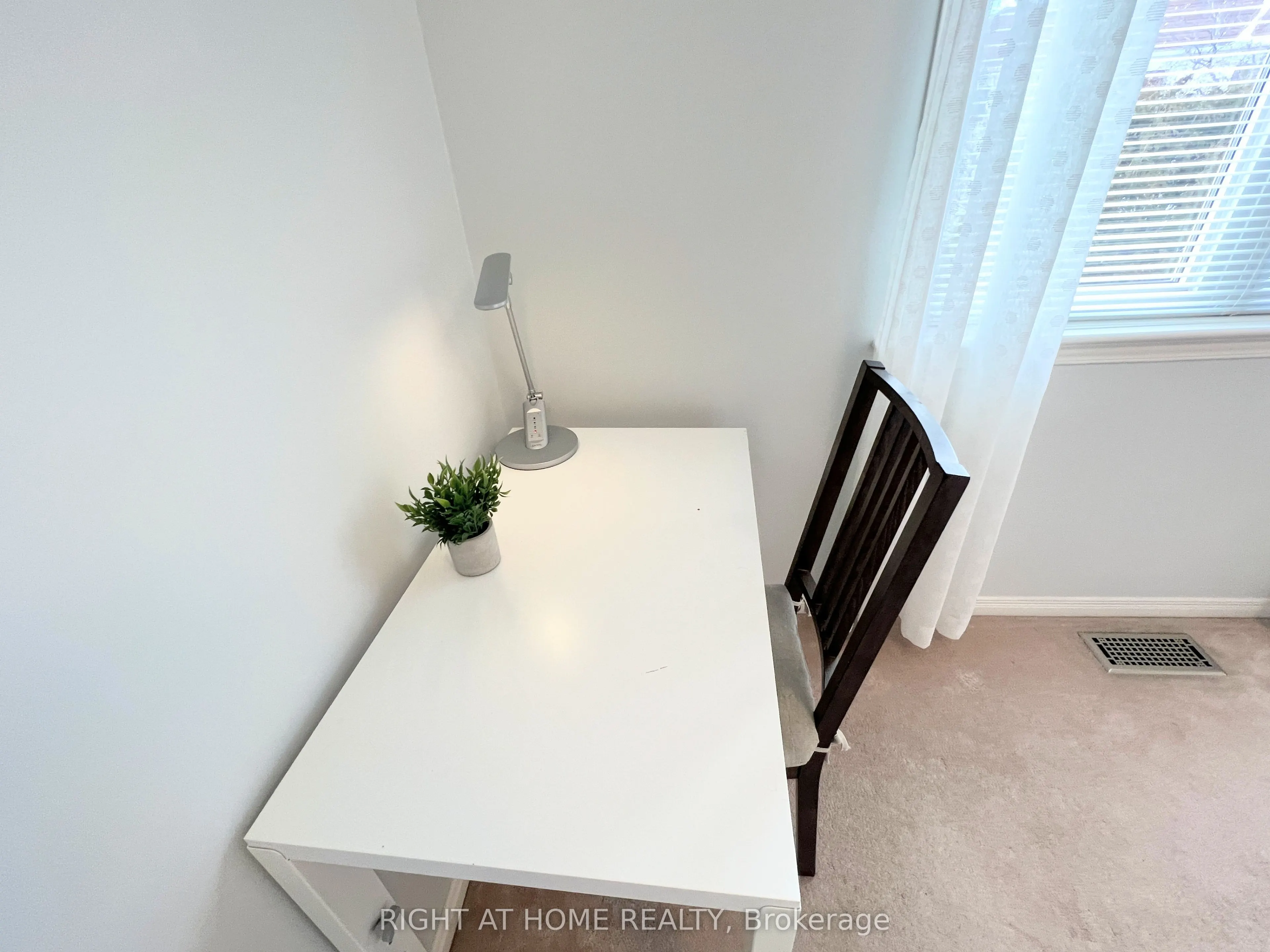 31 Forillon Crescent