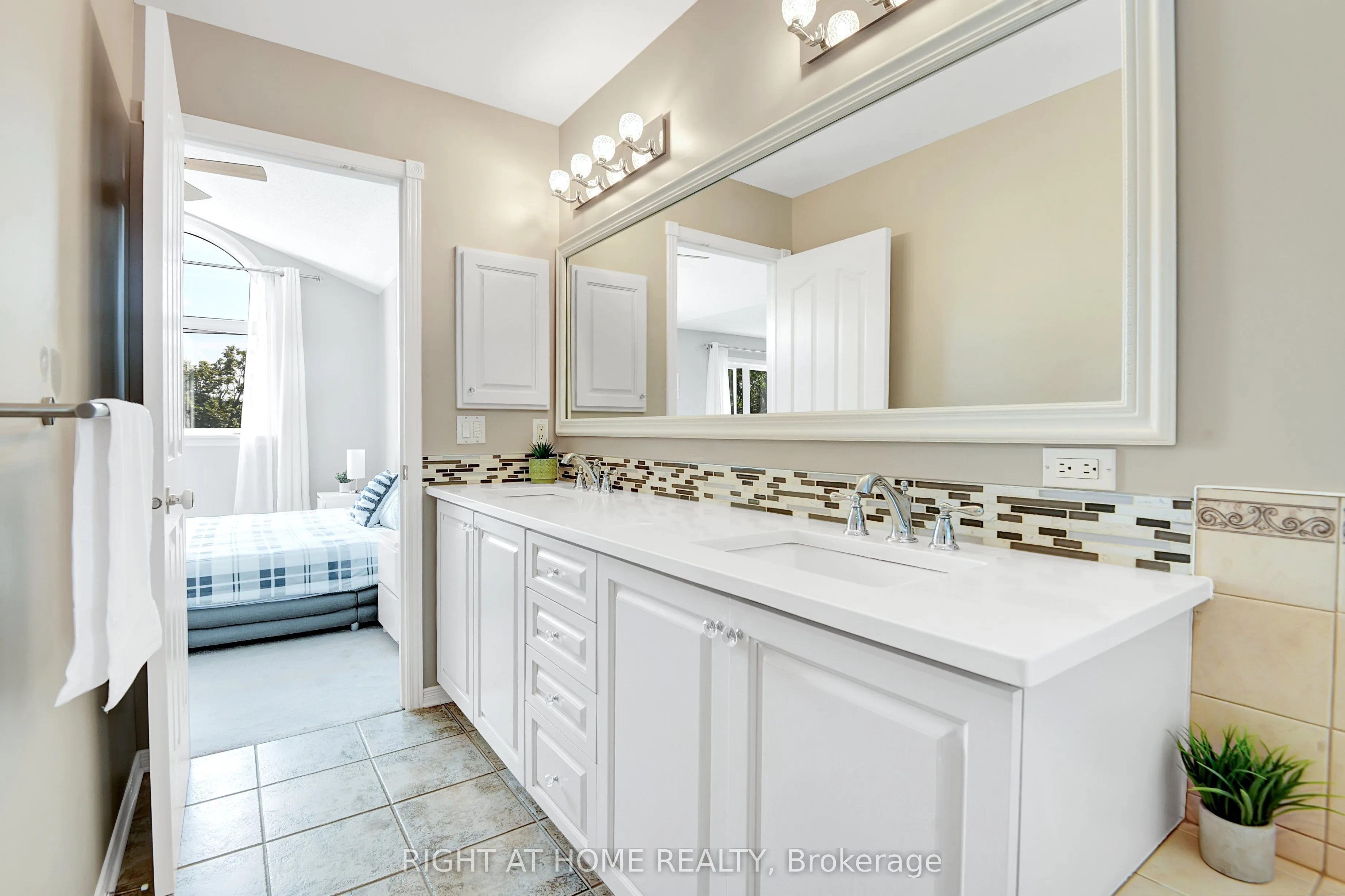 31 Forillon Crescent