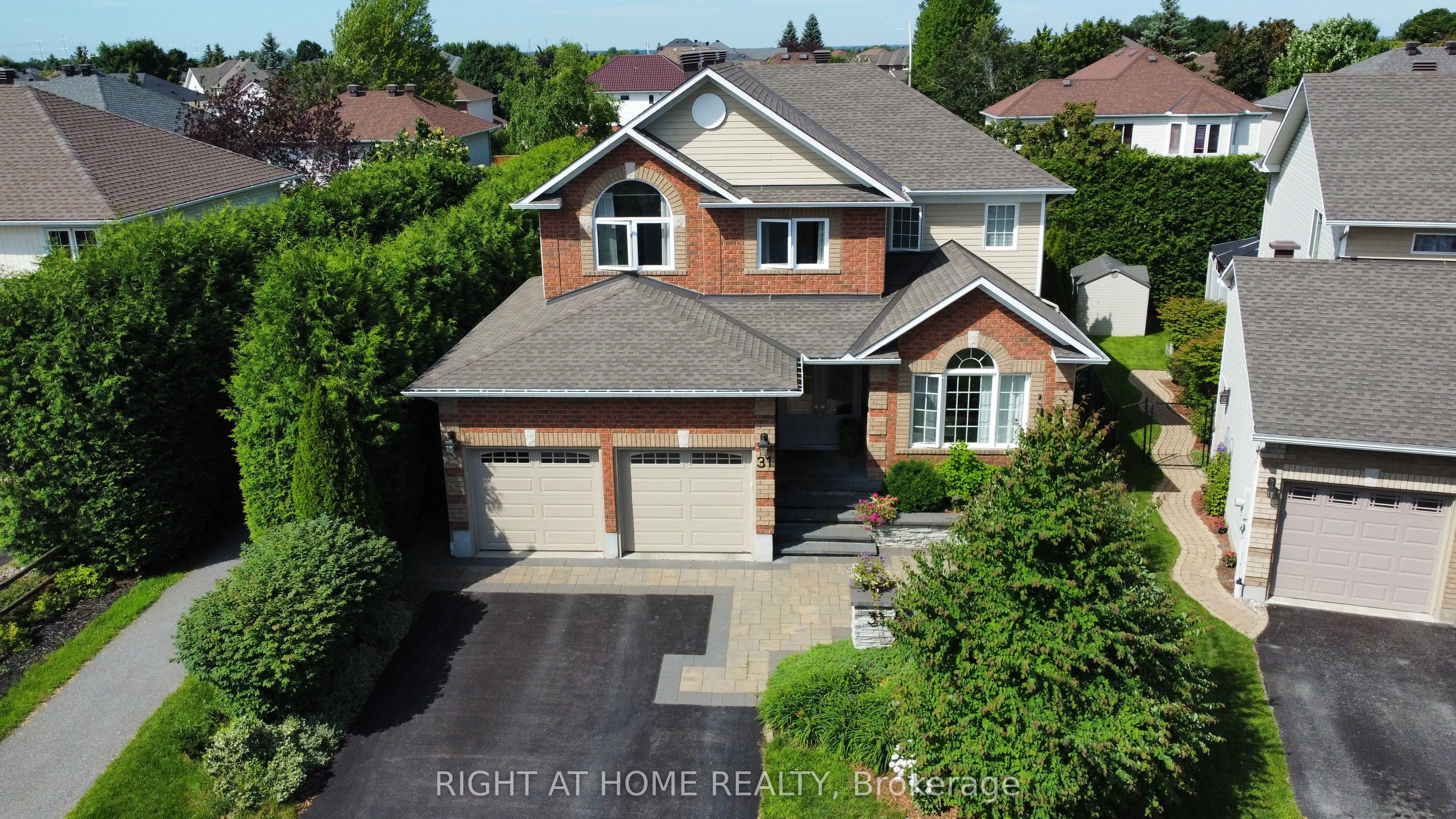 31 Forillon Crescent
