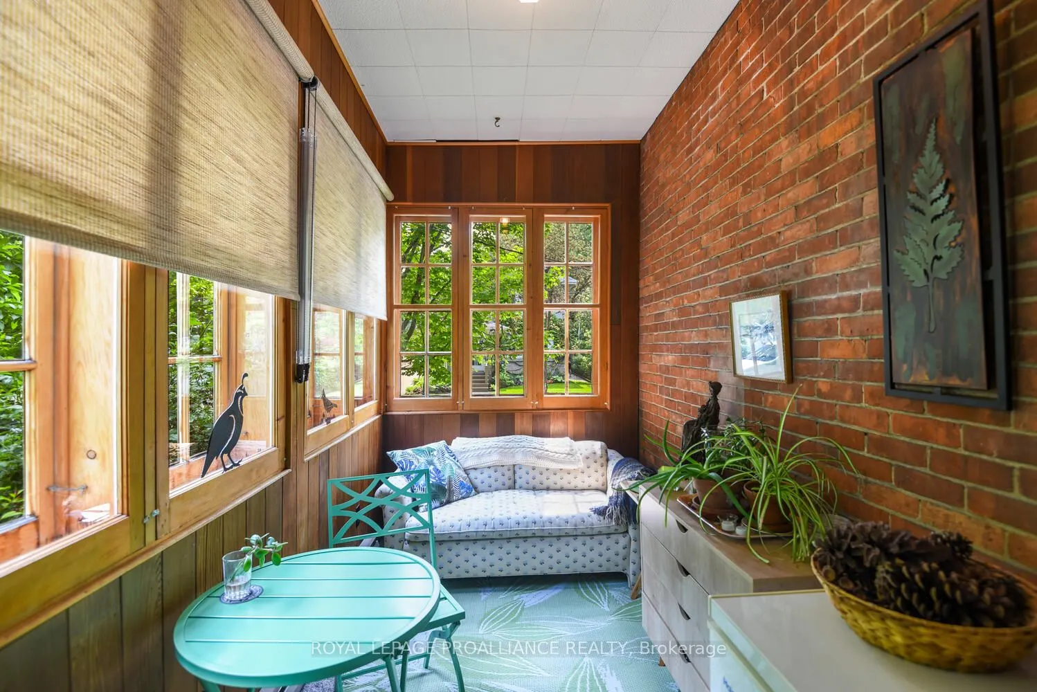 71 Bethune Street