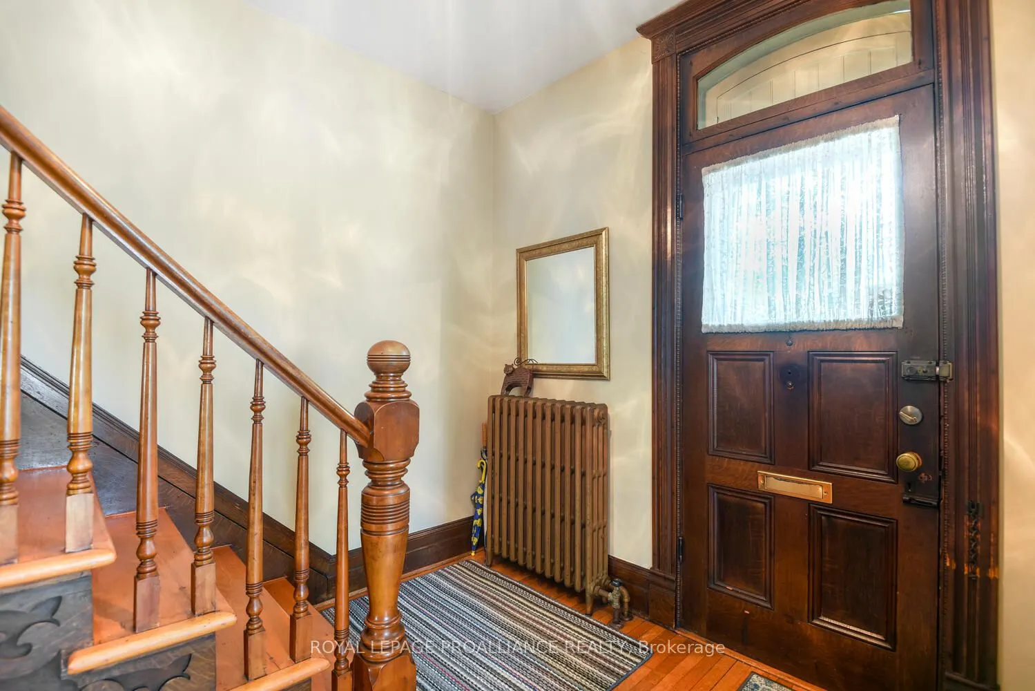 71 Bethune Street