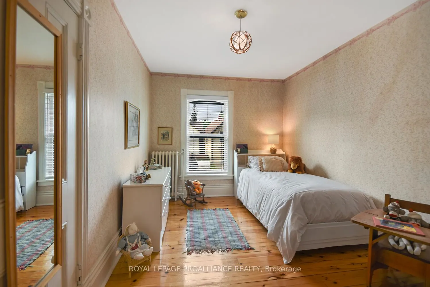 71 Bethune Street