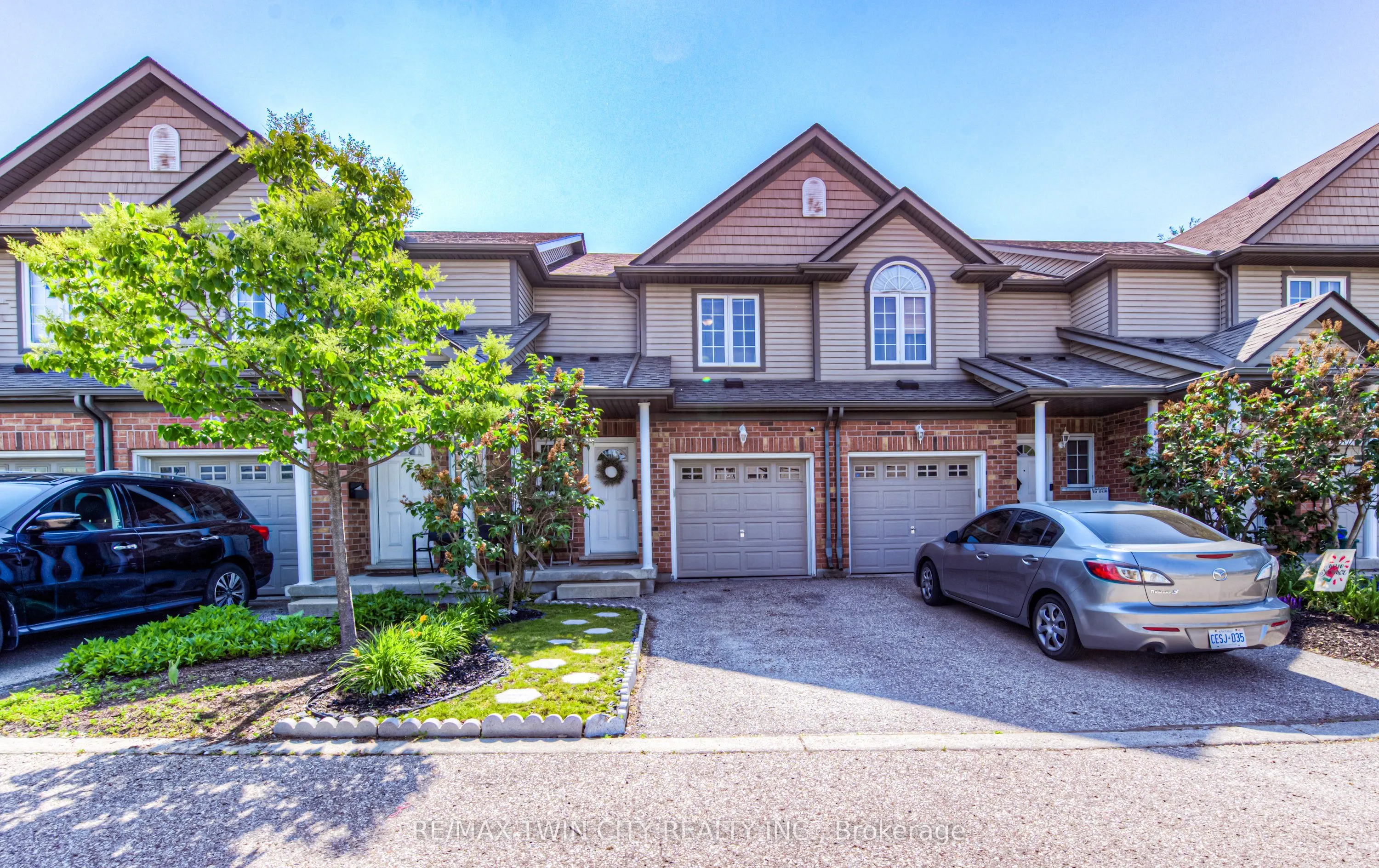 972 Strasburg Road, #4