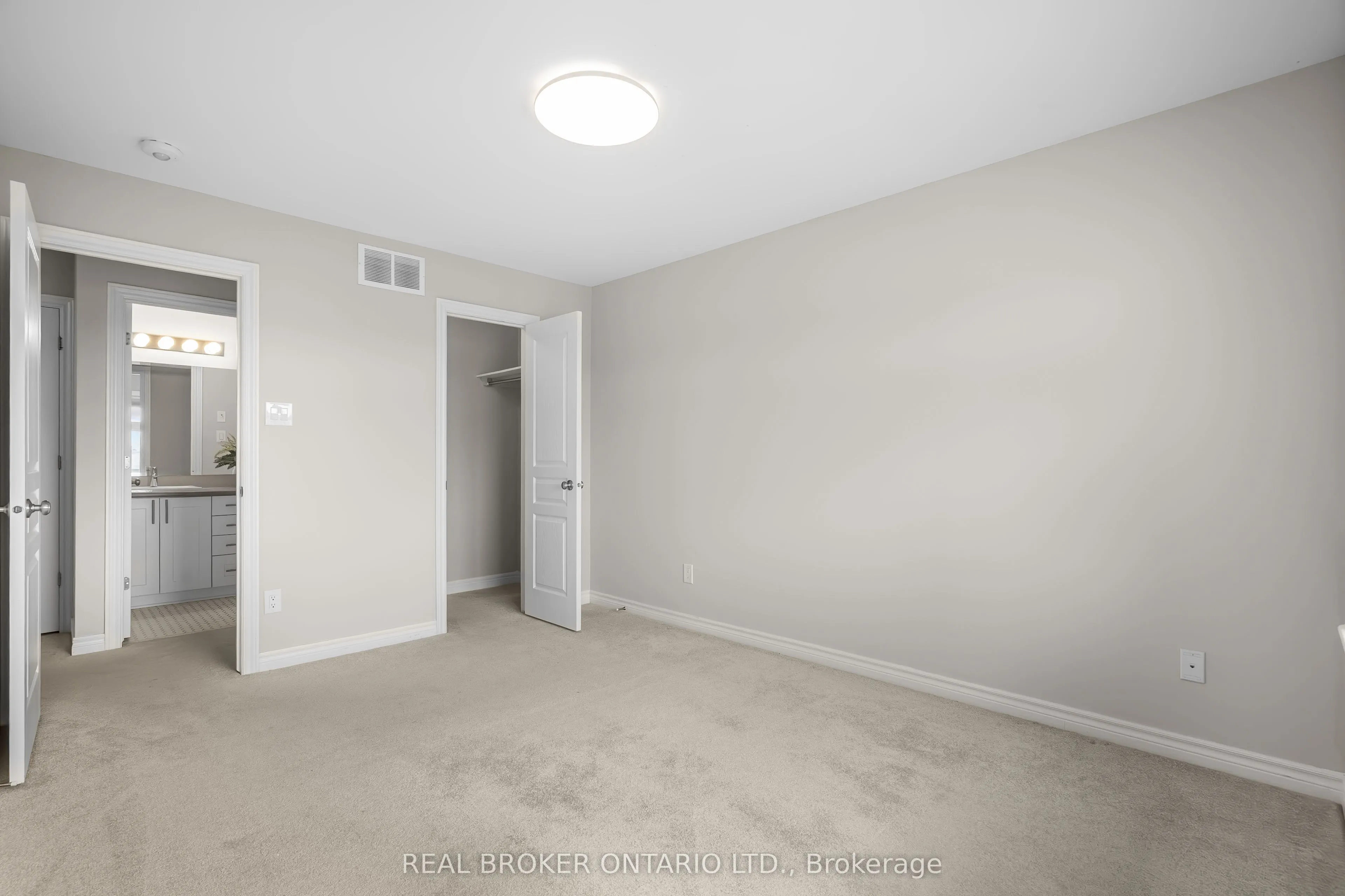 208 Poplin Street