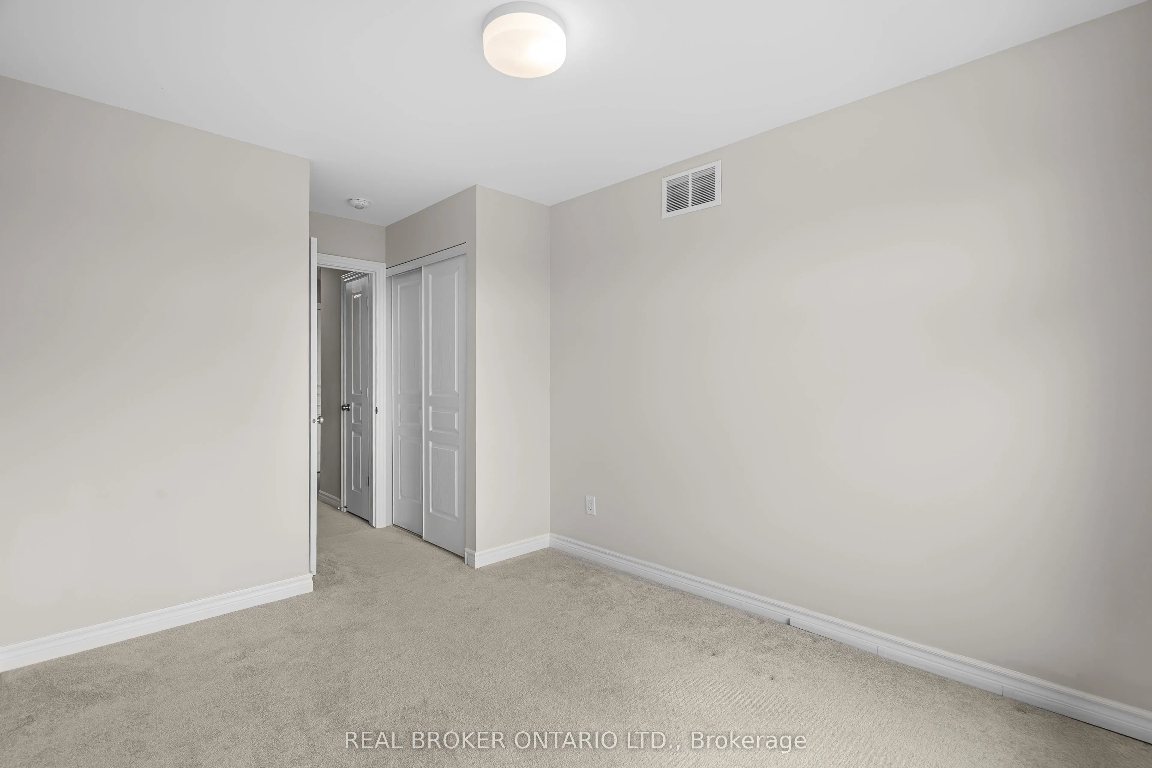 208 Poplin Street