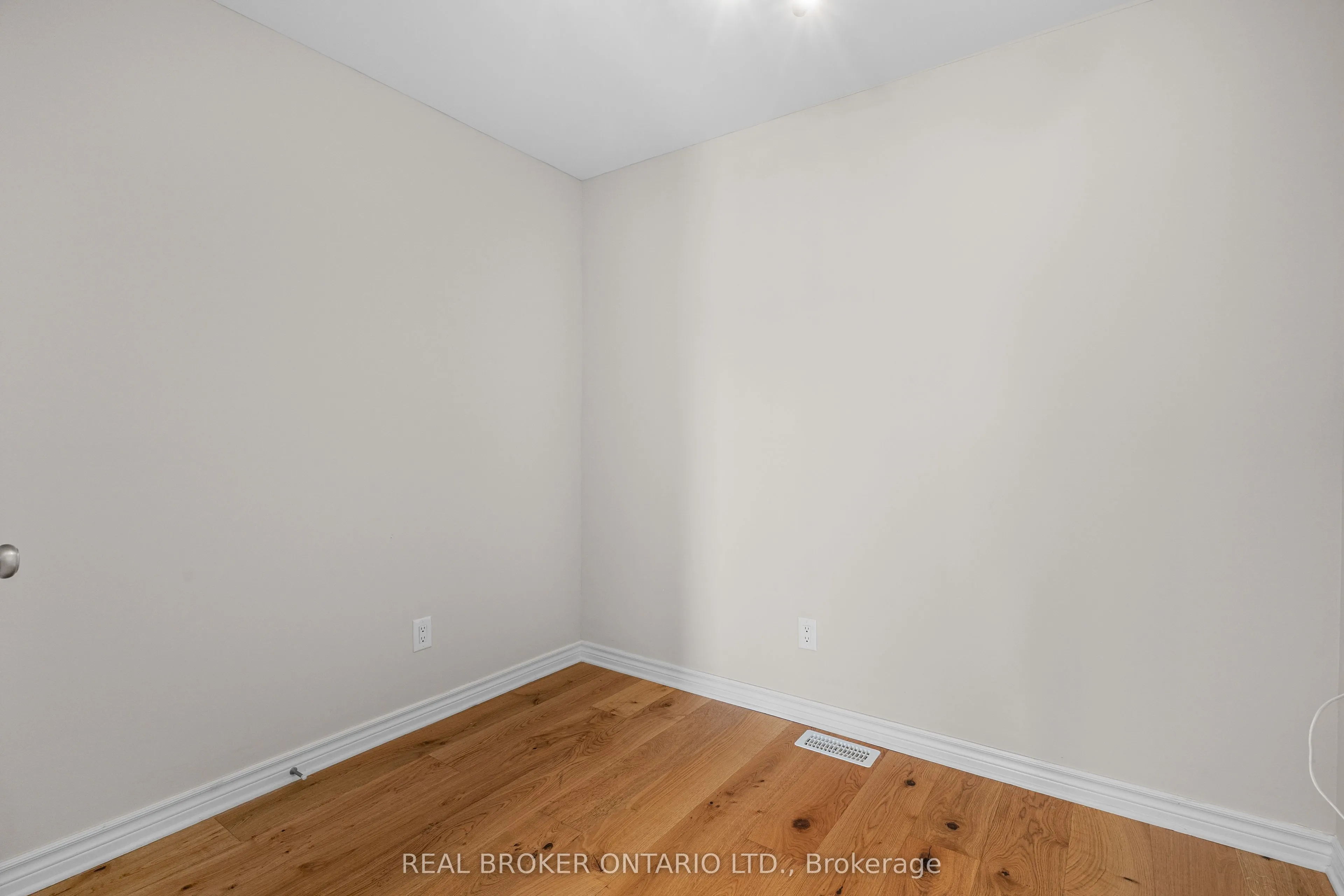208 Poplin Street