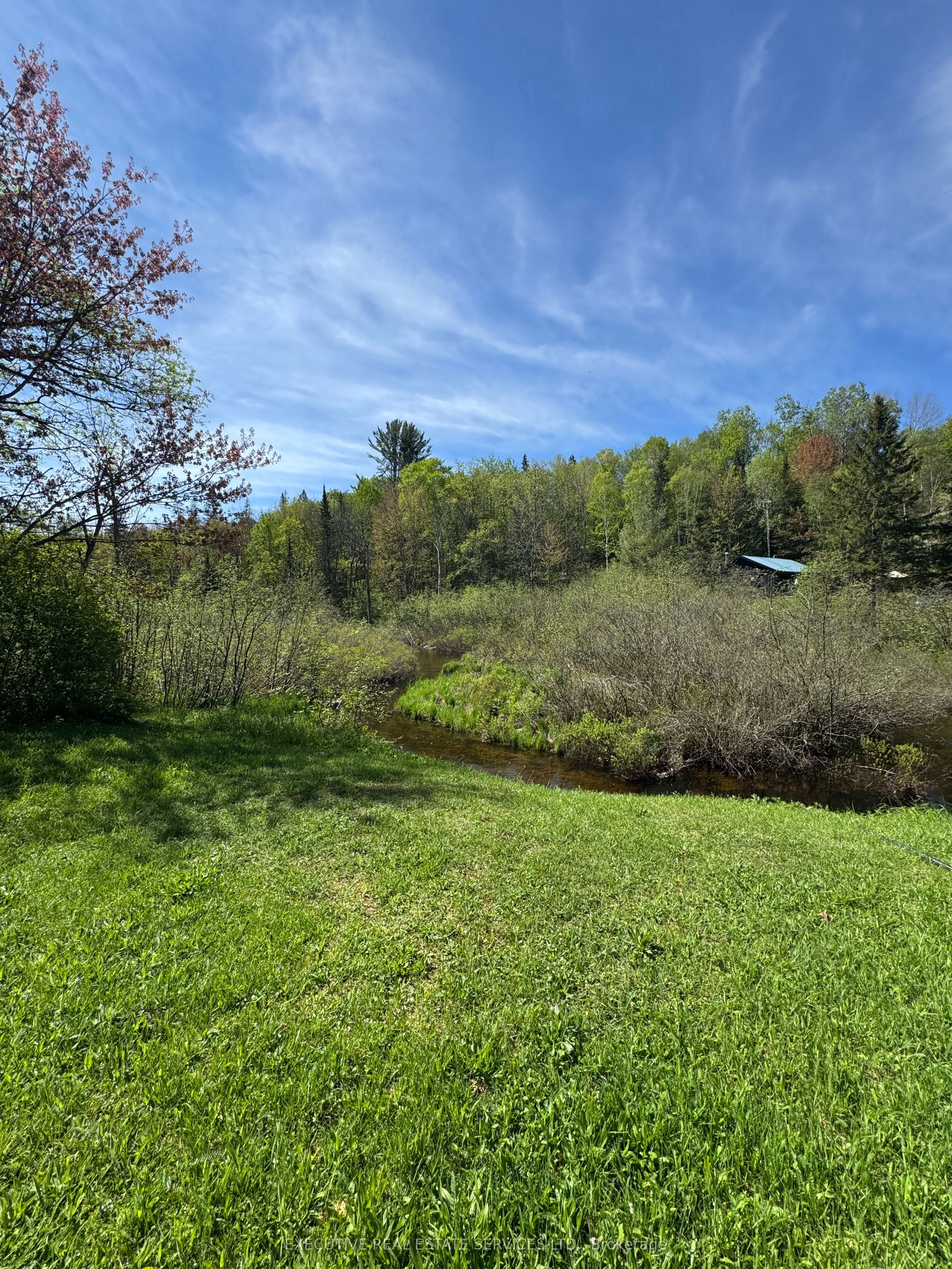 1438 Echo Lake Road