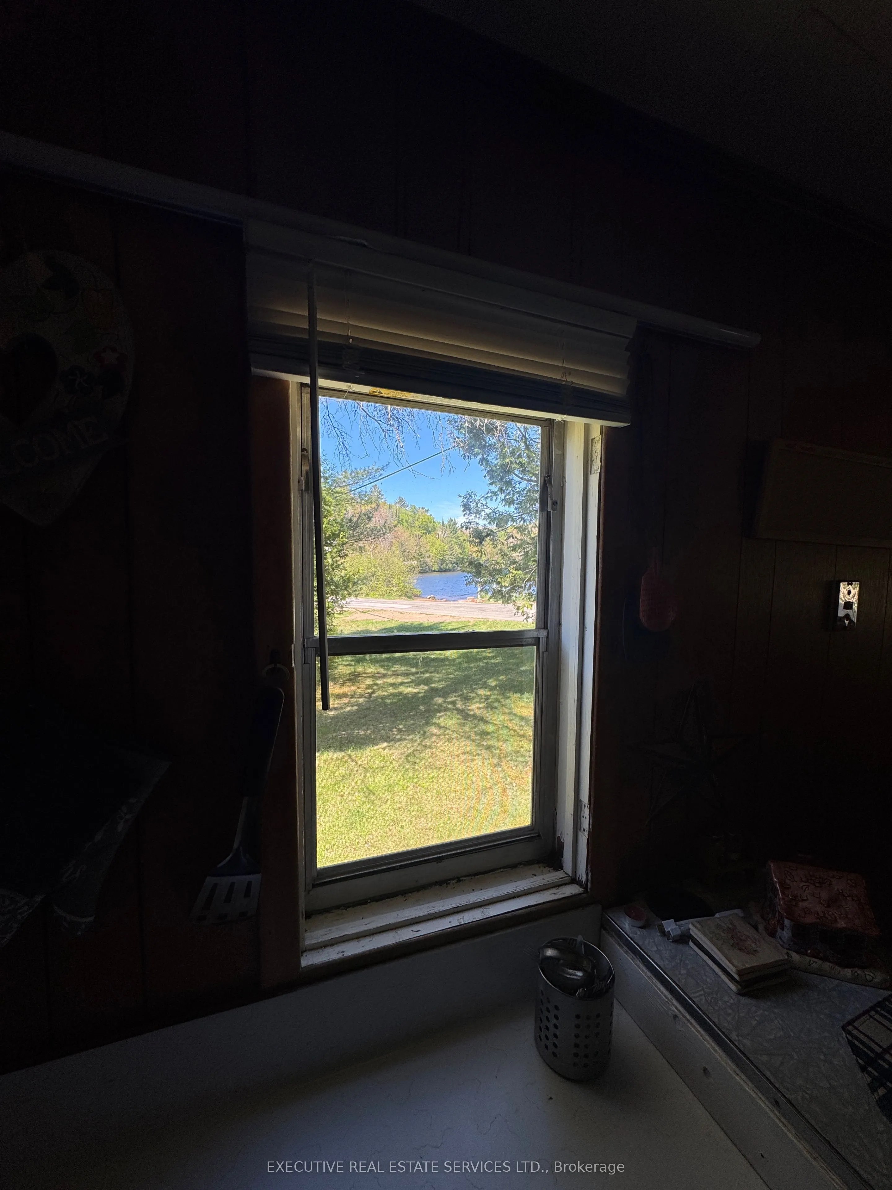1438 Echo Lake Road