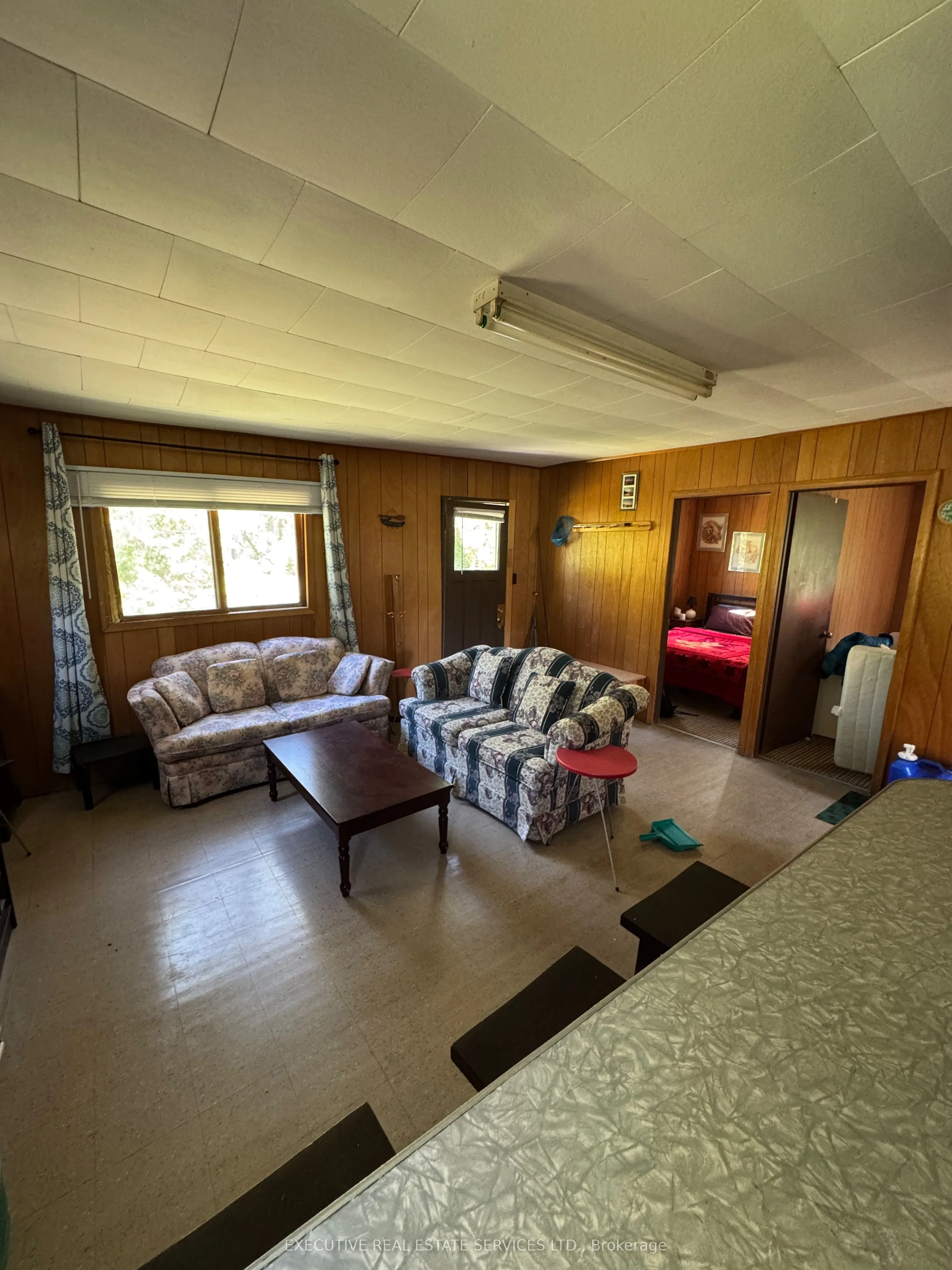 1438 Echo Lake Road