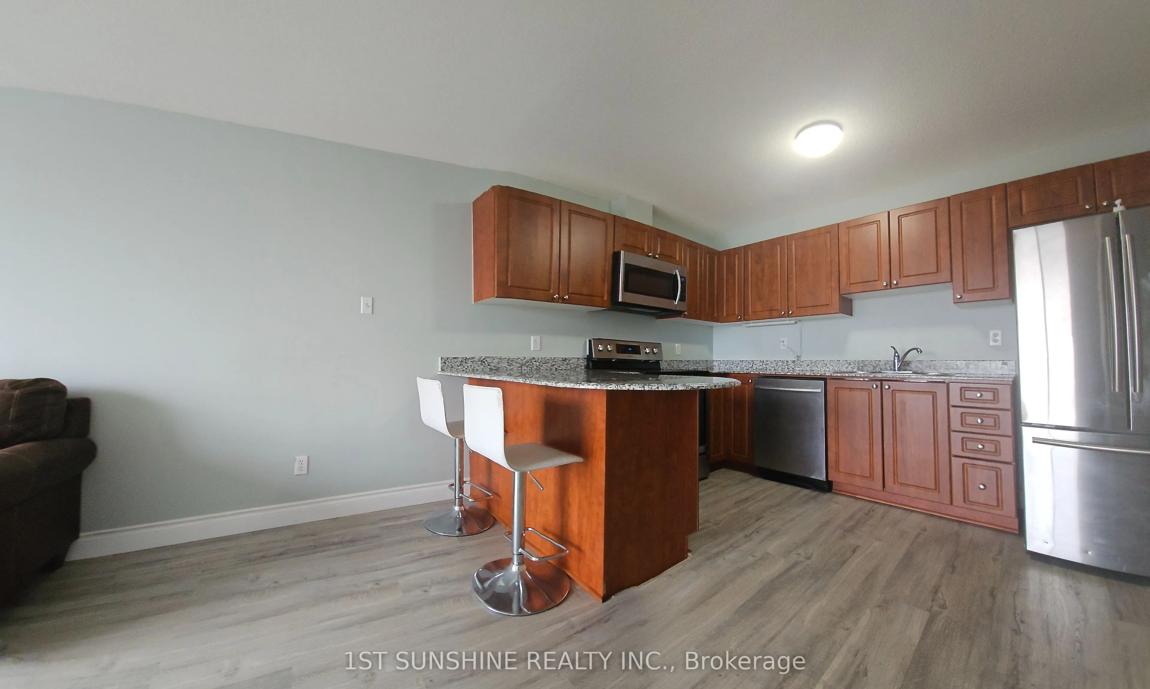 135 James Street S, #1110