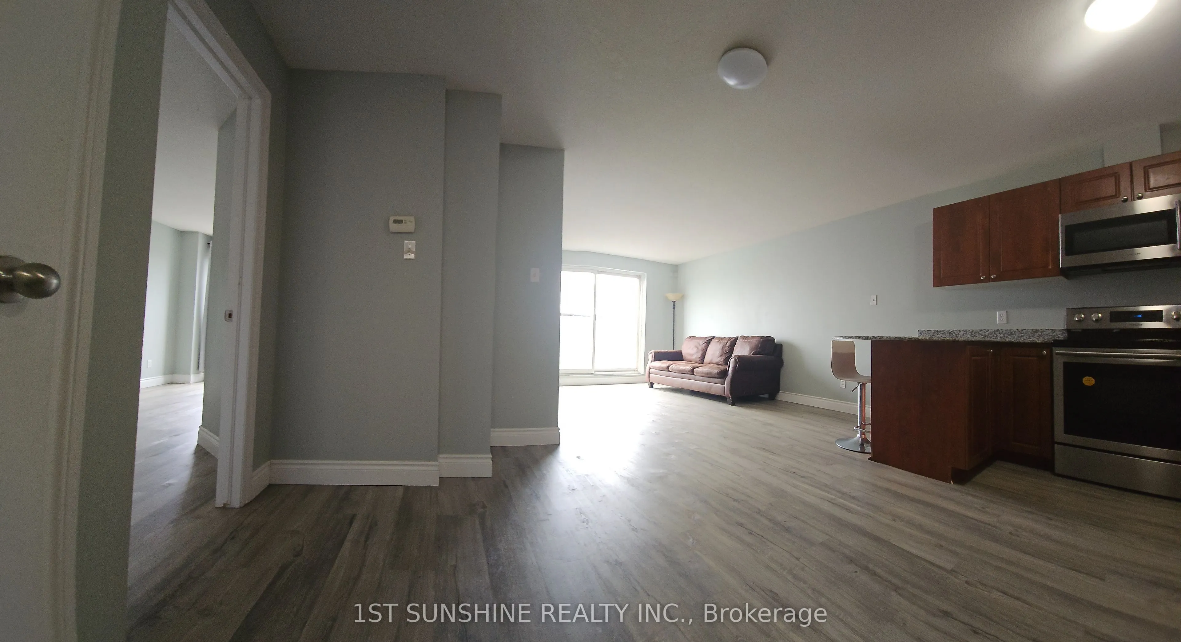 135 James Street S, #1110