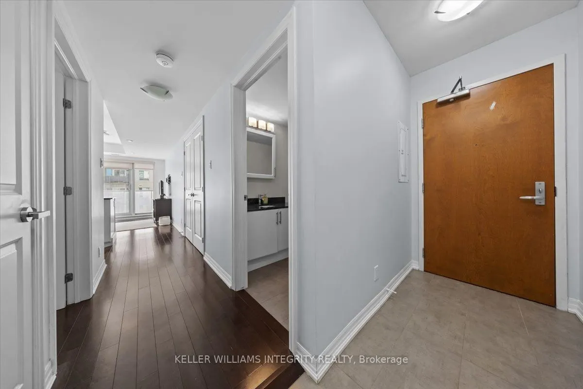 242 RIDEAU Street, #909