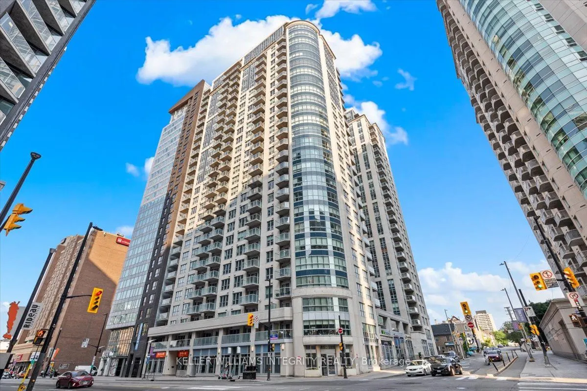 242 RIDEAU Street, #909