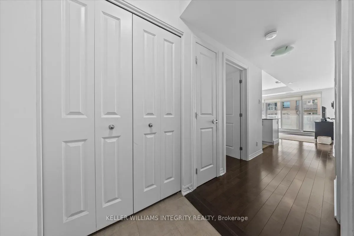 242 RIDEAU Street, #909
