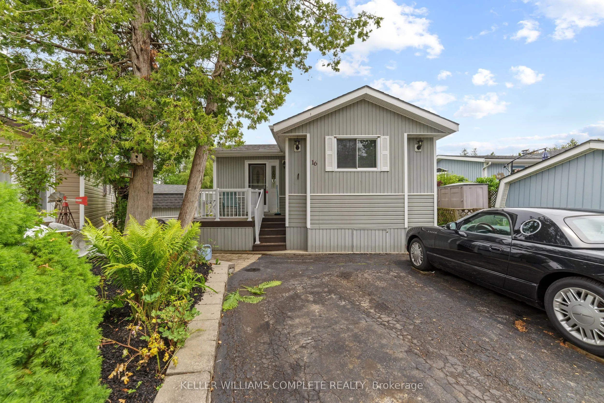16 Pine Road