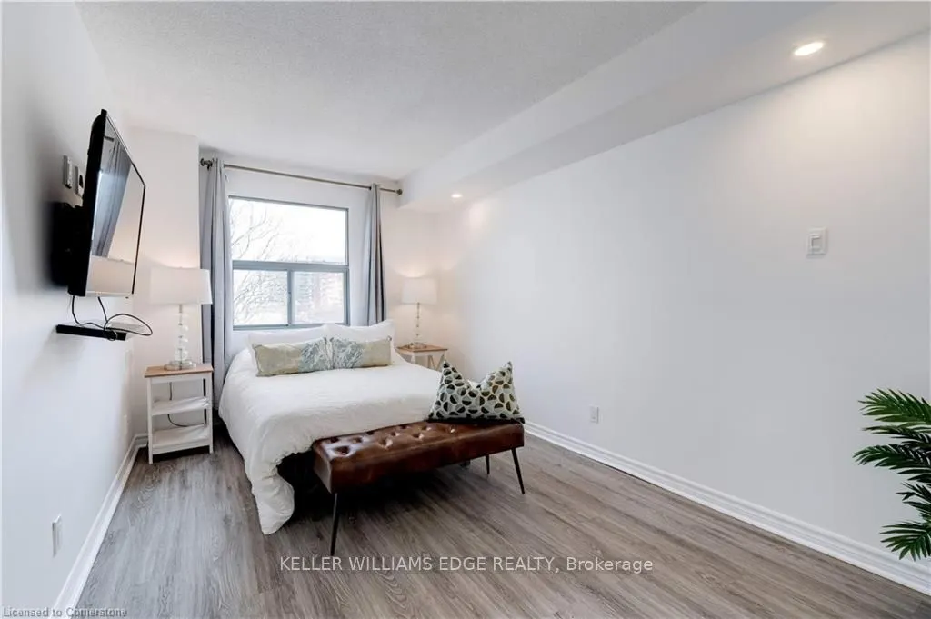 175 Hunter Street E, #409