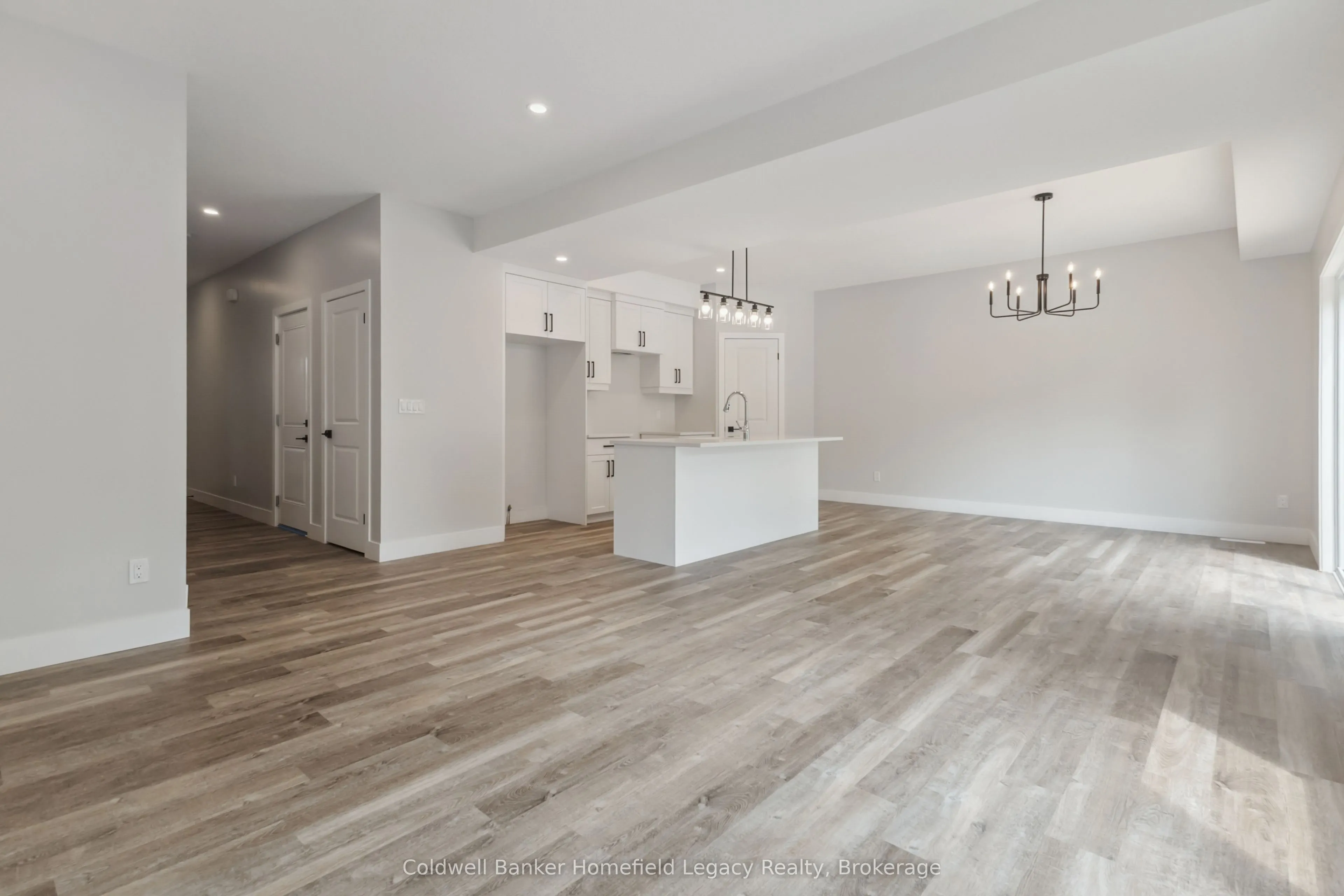 165 Egan Avenue, #4