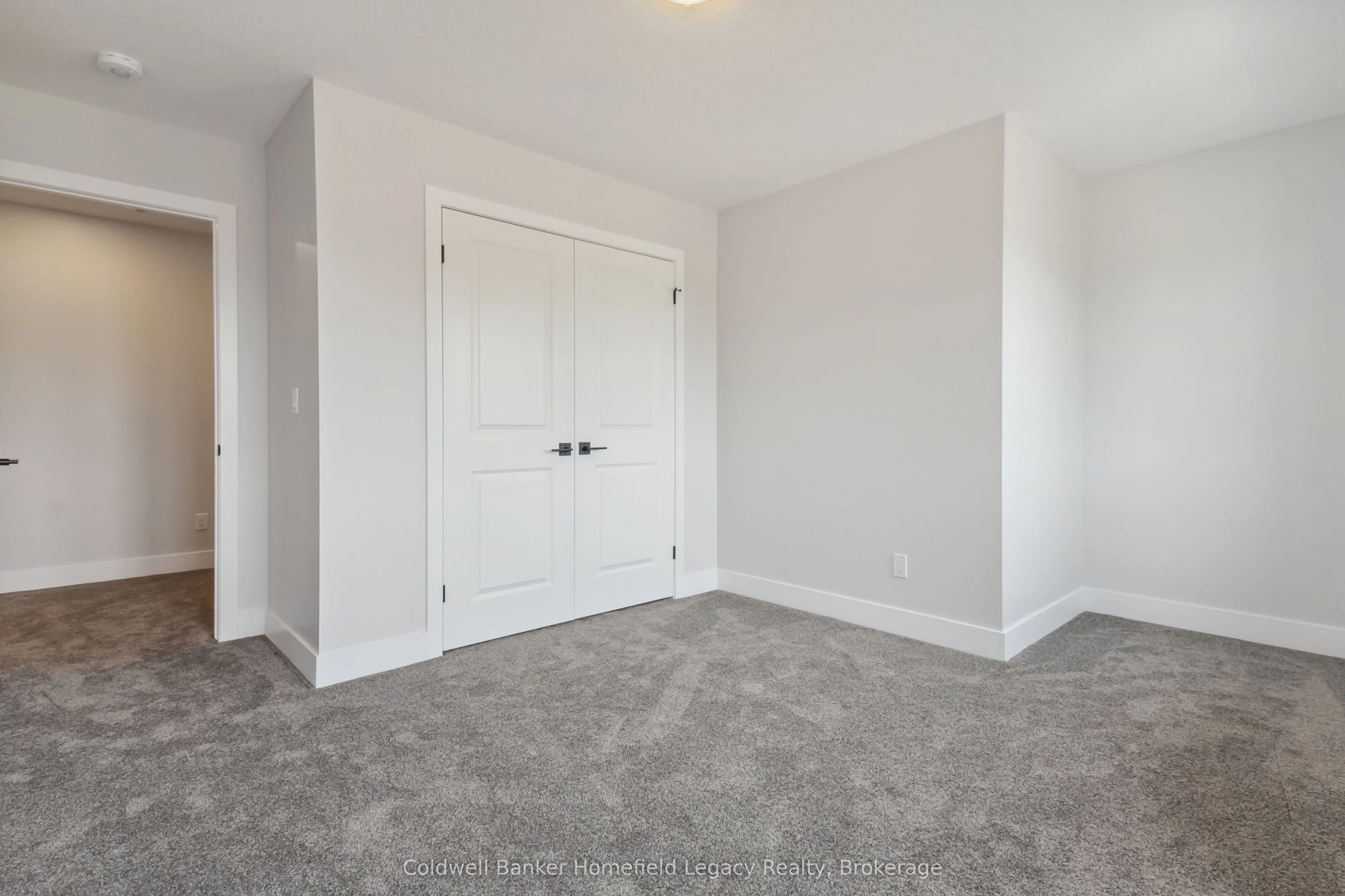 165 Egan Avenue, #4