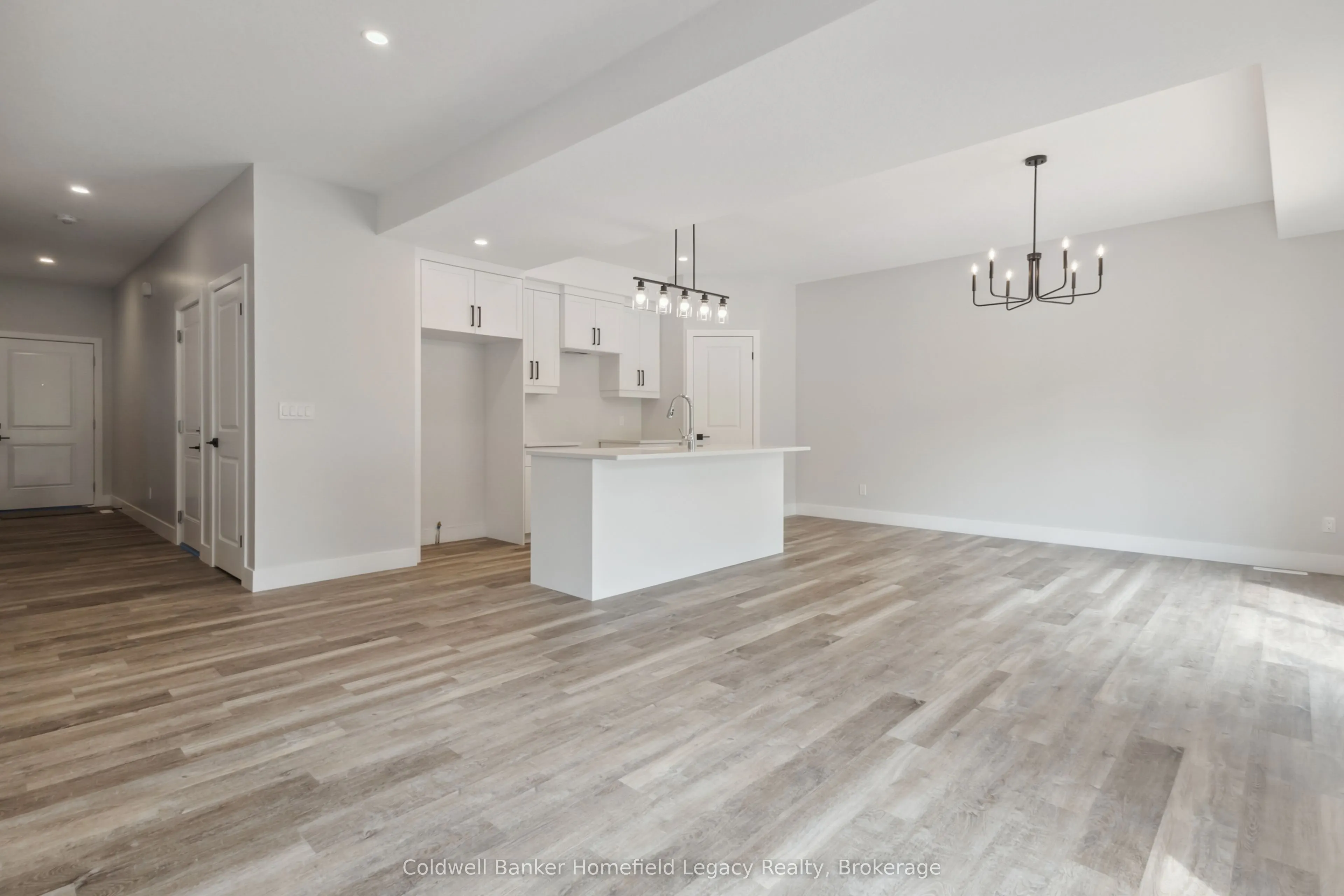 165 Egan Avenue, #4