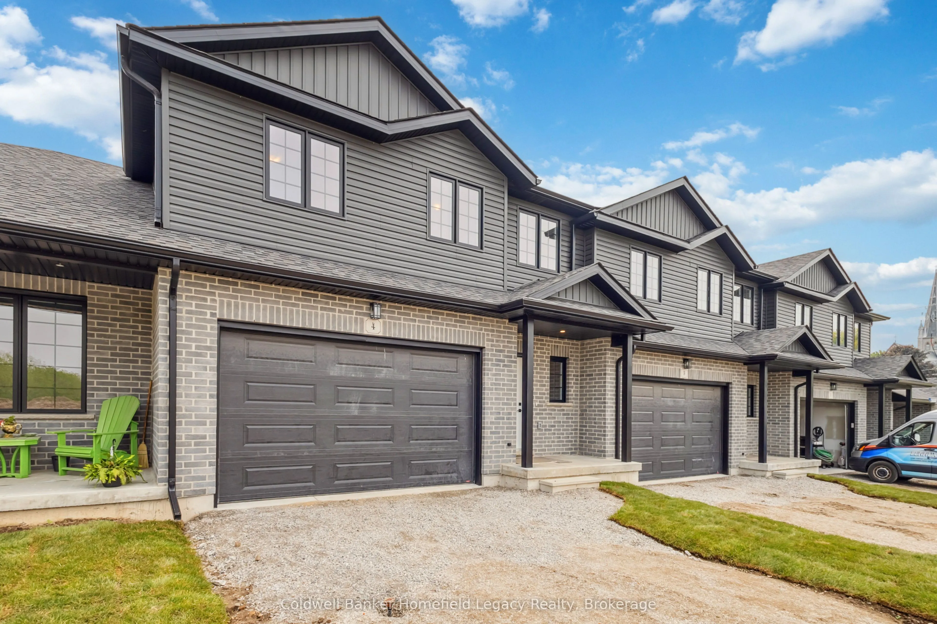 165 Egan Avenue, #4