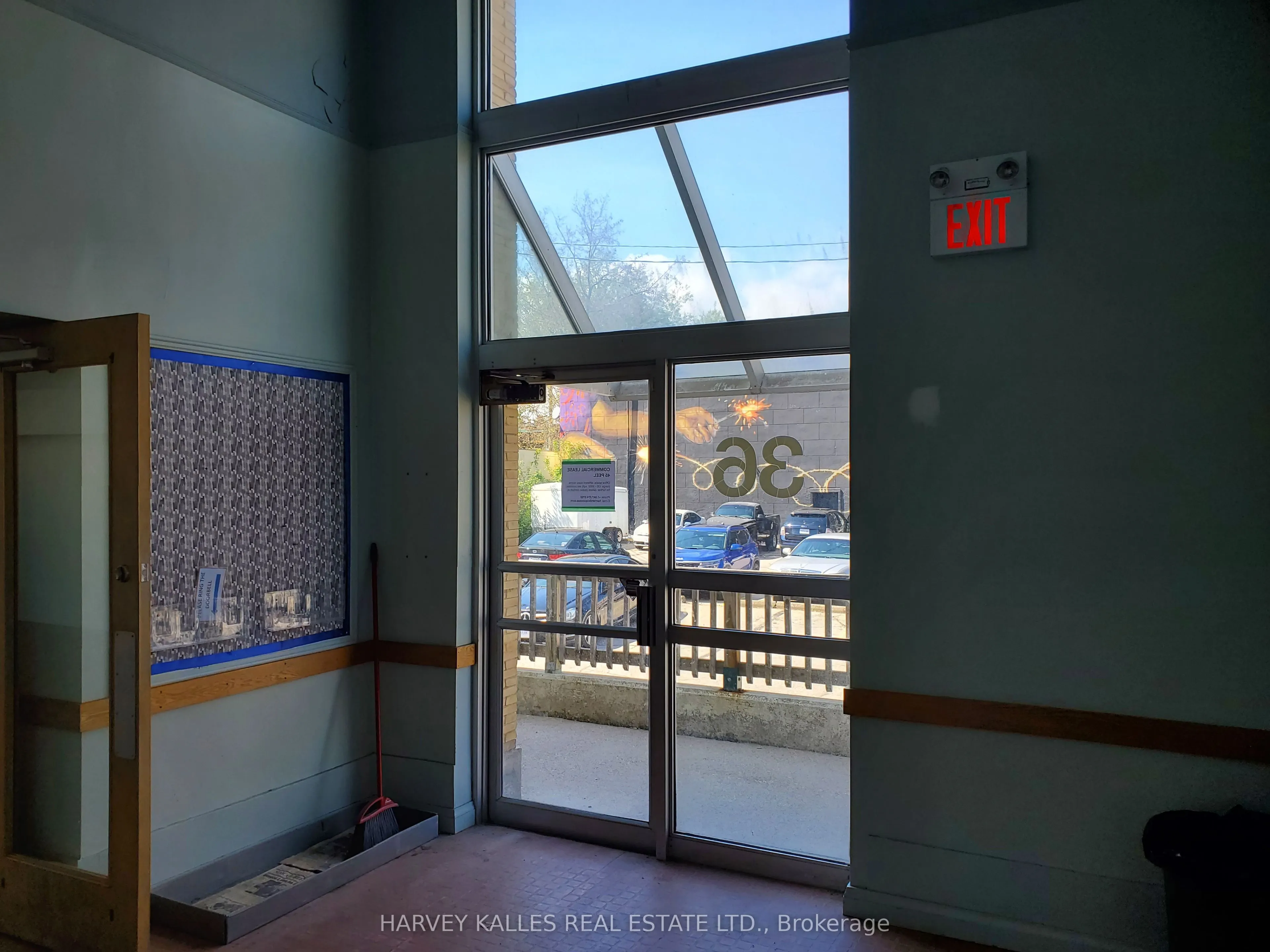 45 Peel Street, #B