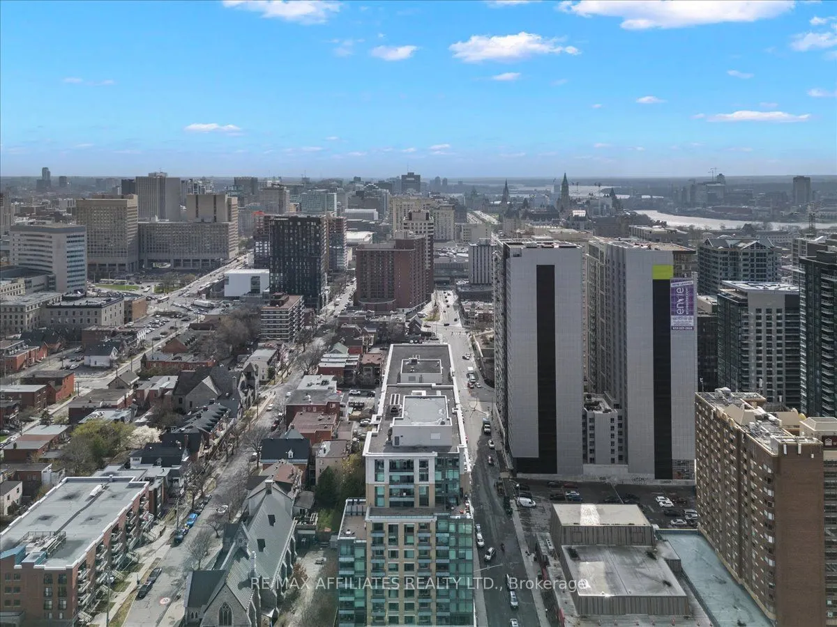 238 Besserer Street, #303