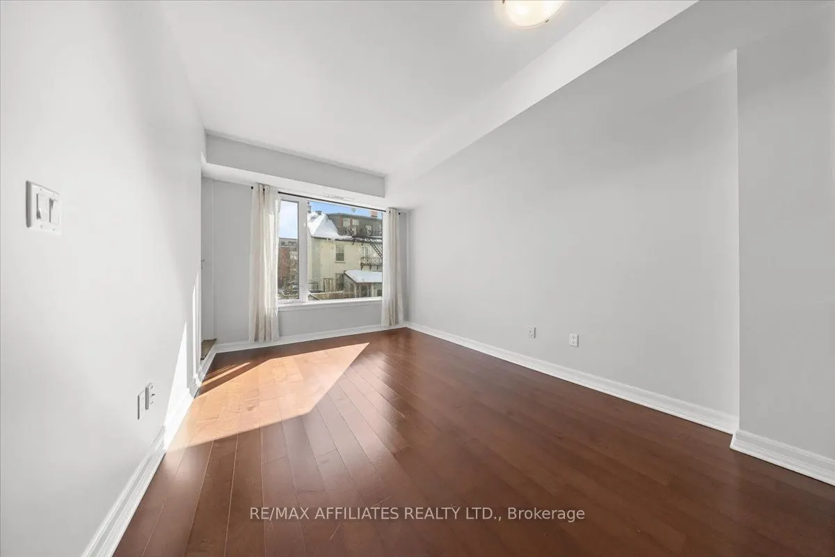 238 Besserer Street, #303