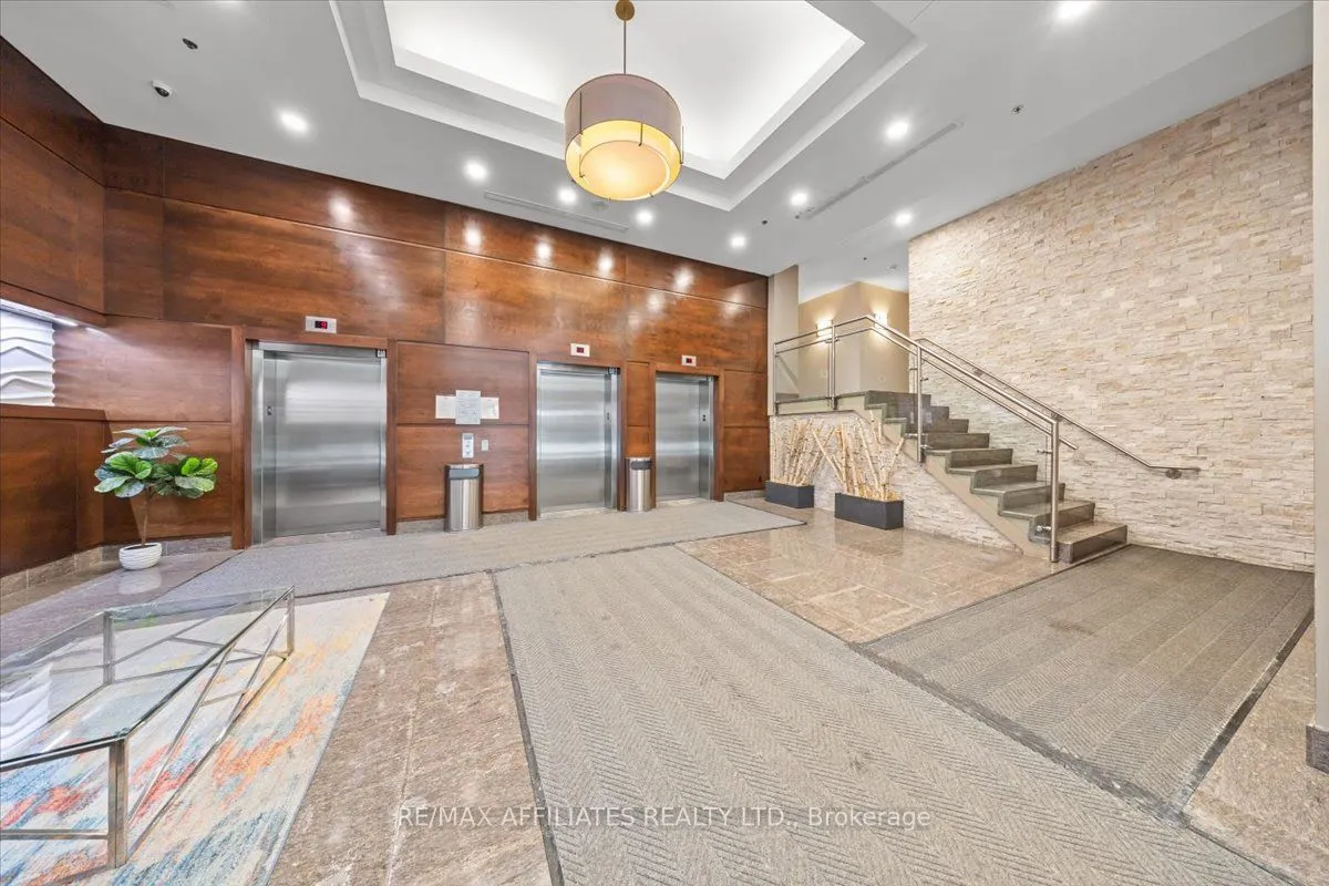 238 Besserer Street, #303