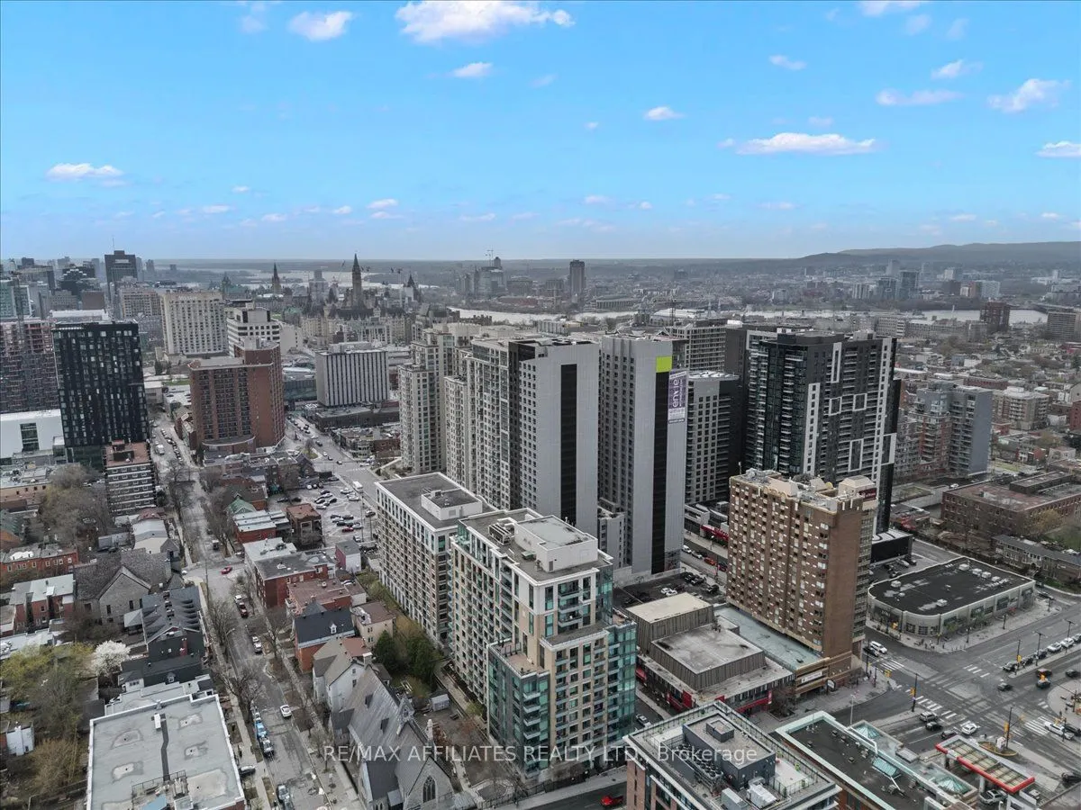 238 Besserer Street, #303