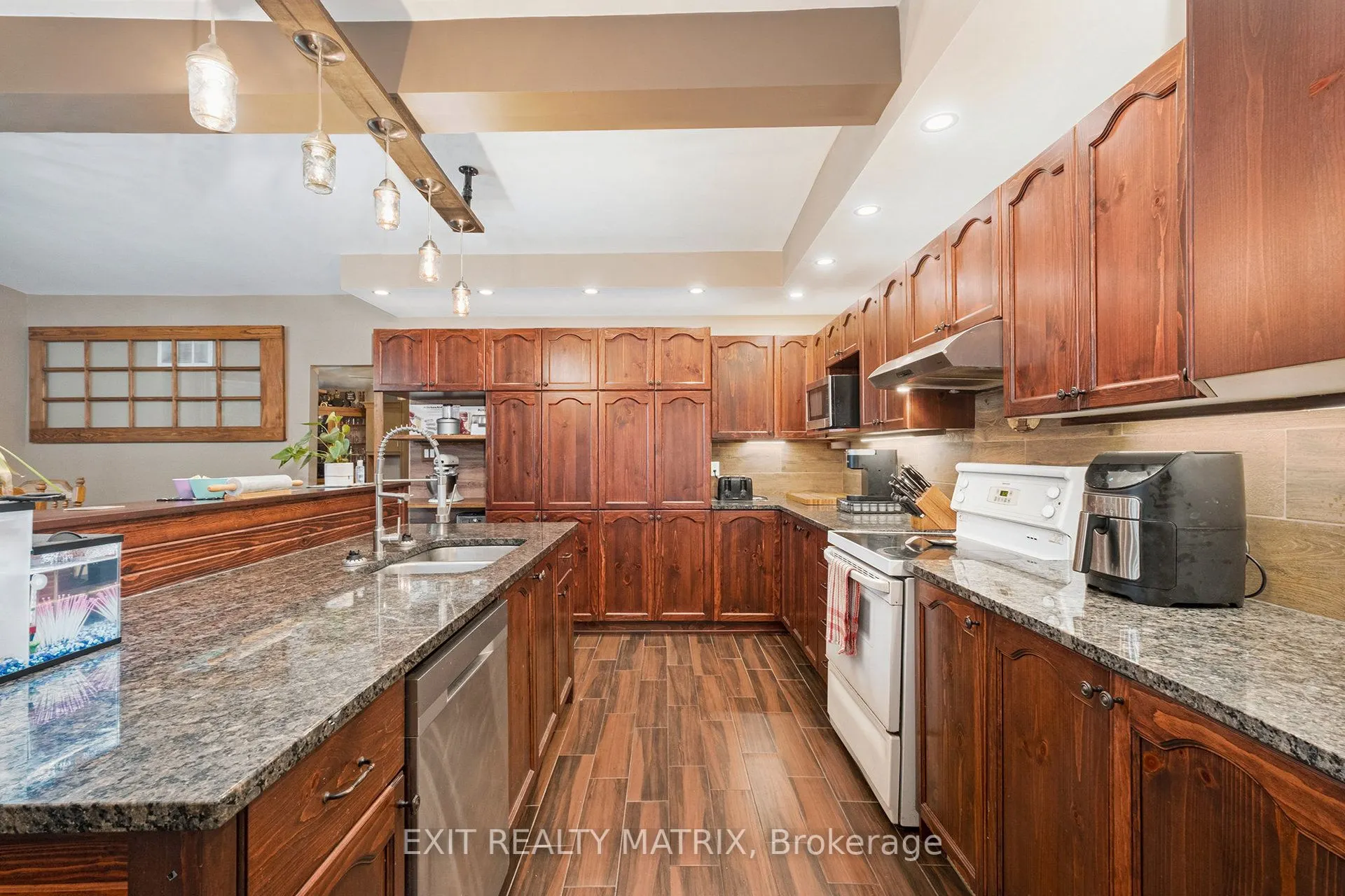 4866 County Road 17 Road