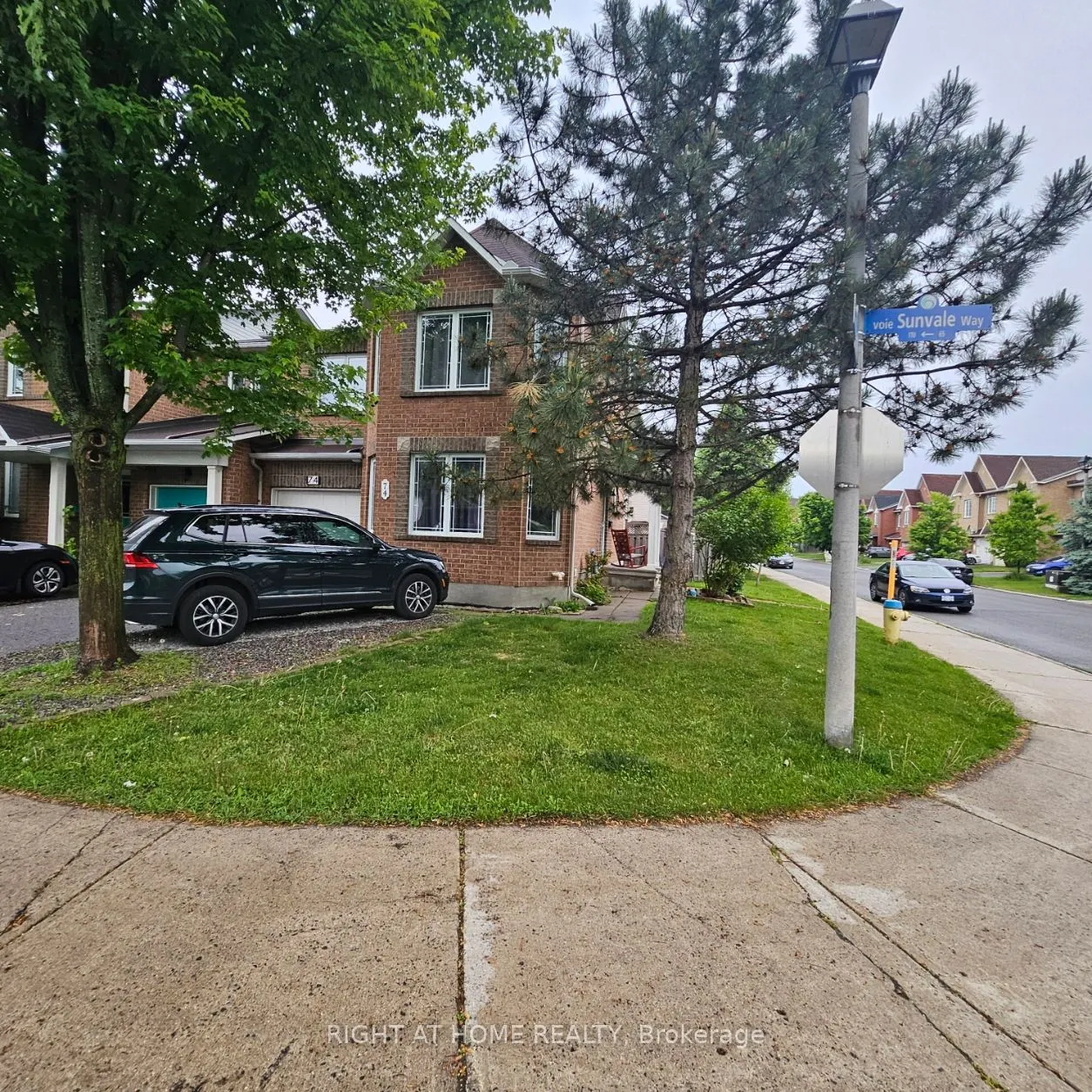74 SUNVALE Way