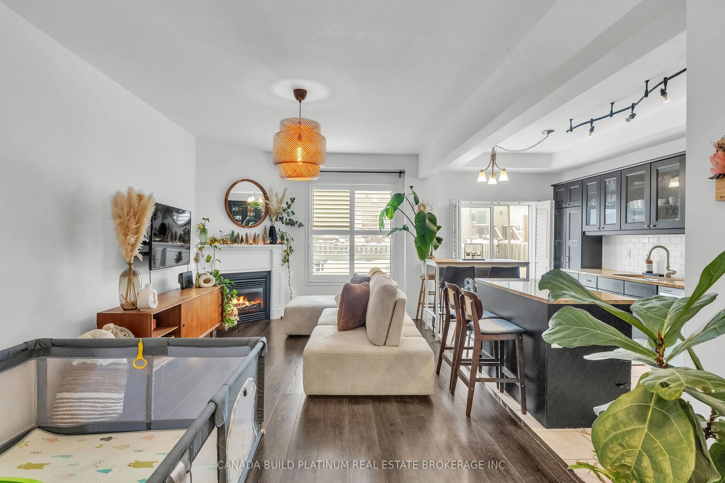 80 Palacebeach Trail