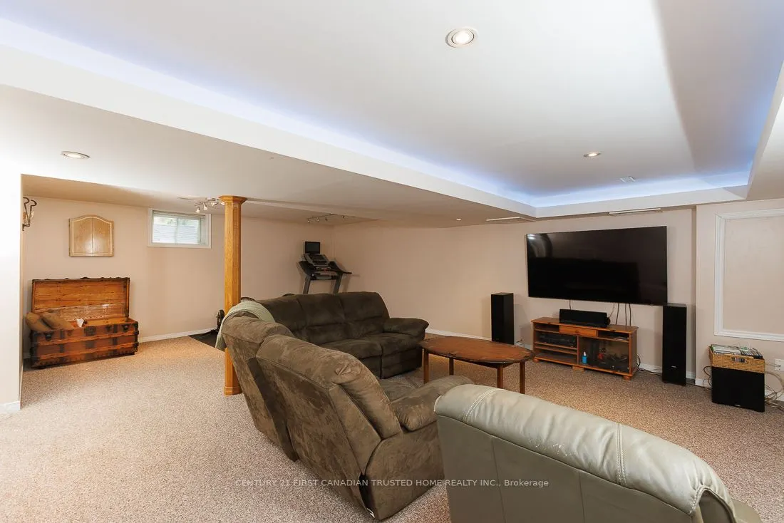 581 Harris Circle