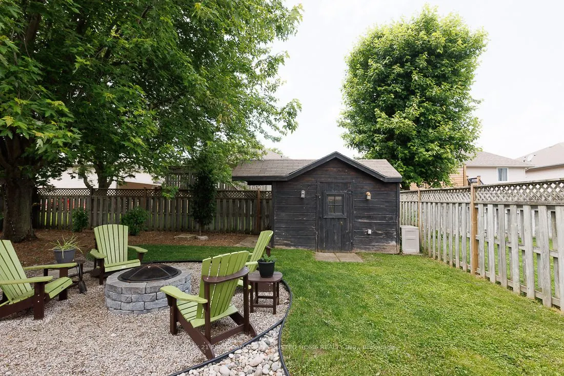 581 Harris Circle