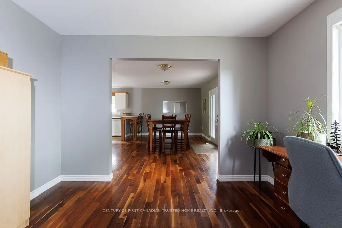 581 Harris Circle