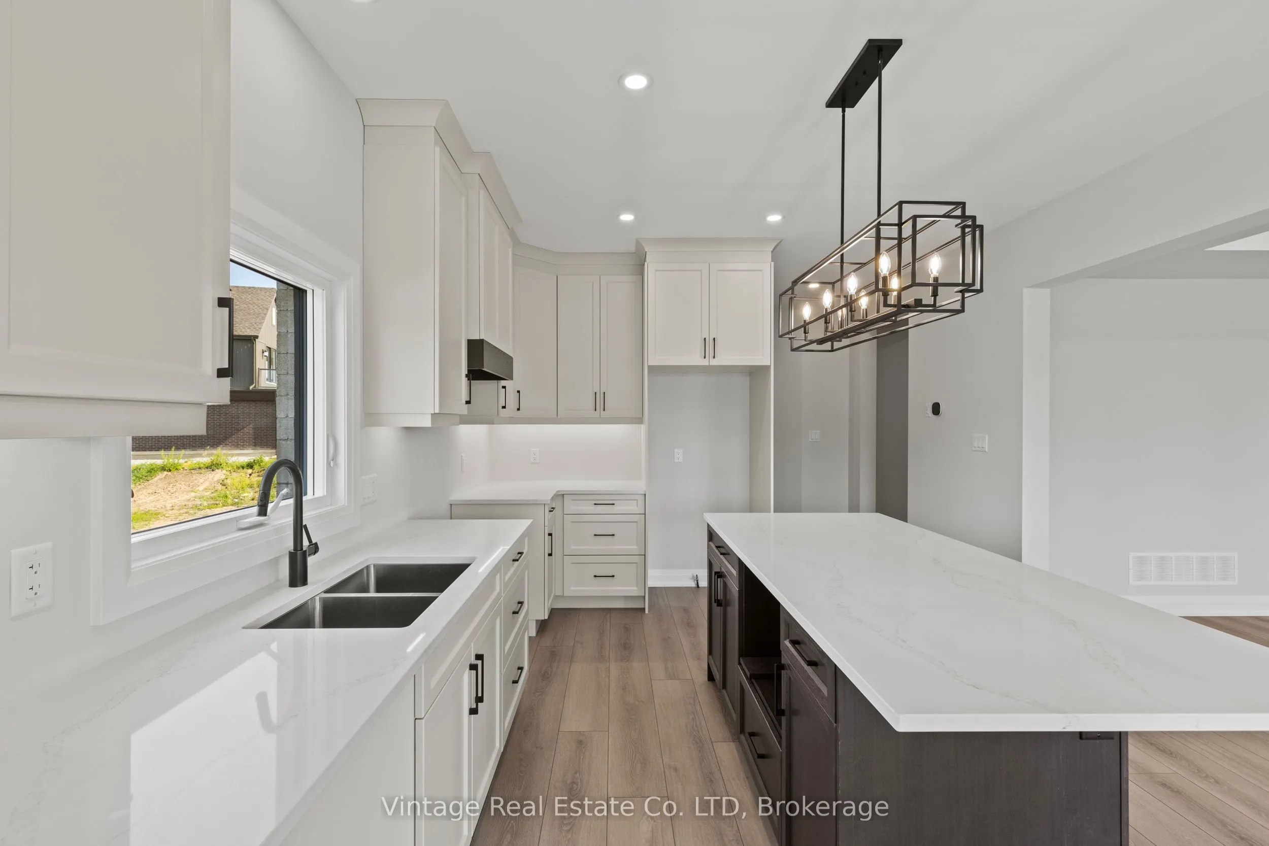 7455 Majestic Trail