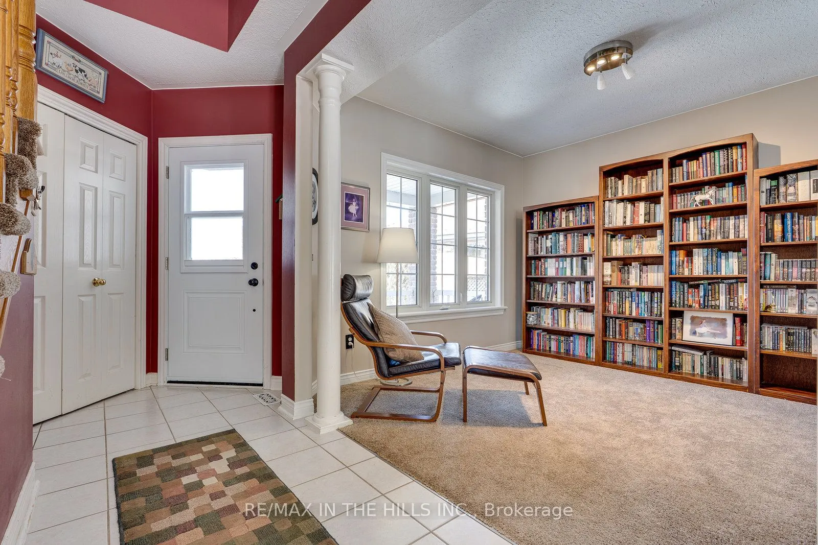 609 Simon Street