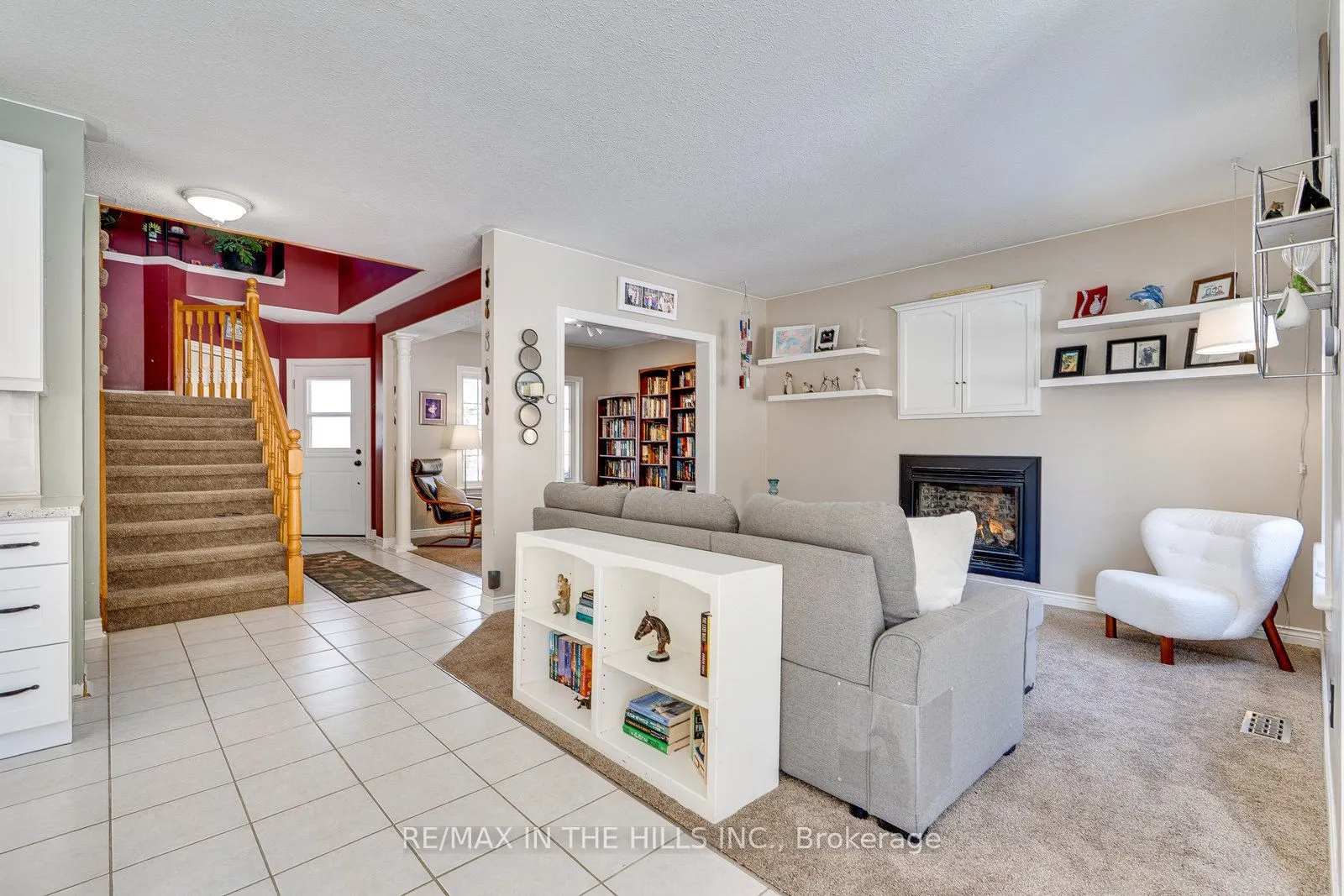 609 Simon Street