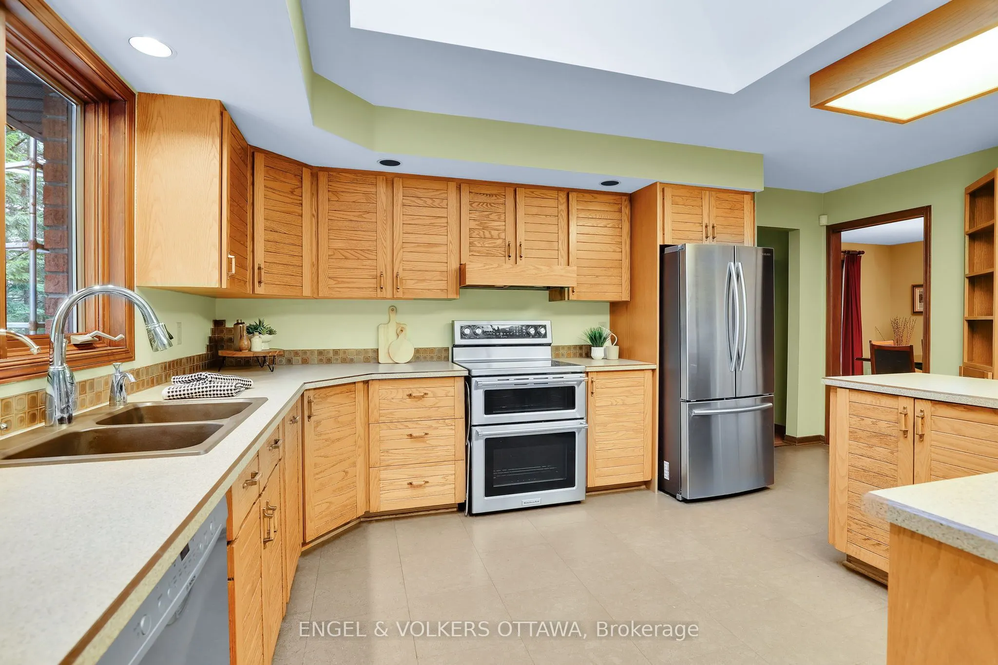 7 Deerfield Drive