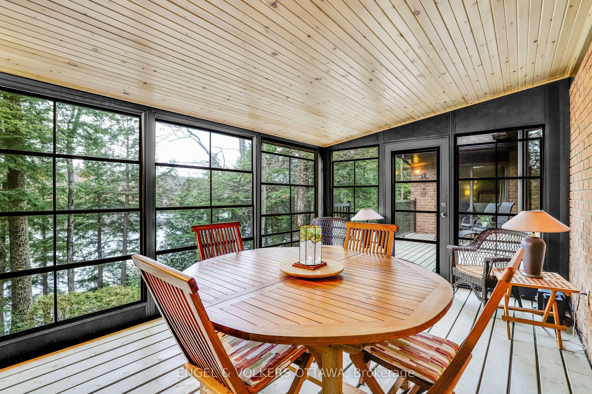 7 Deerfield Drive