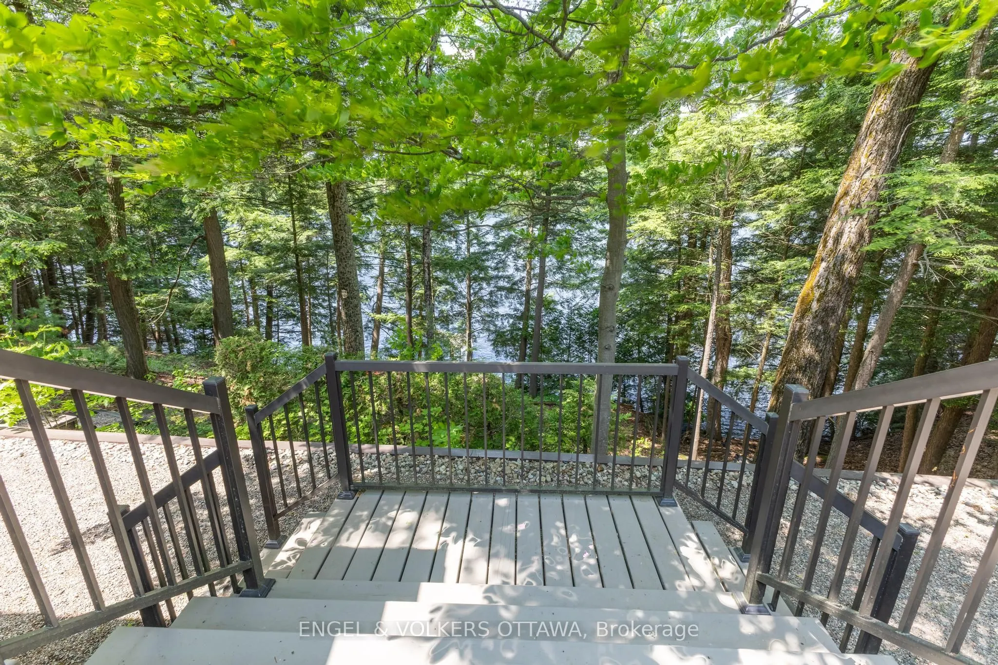 7 Deerfield Drive